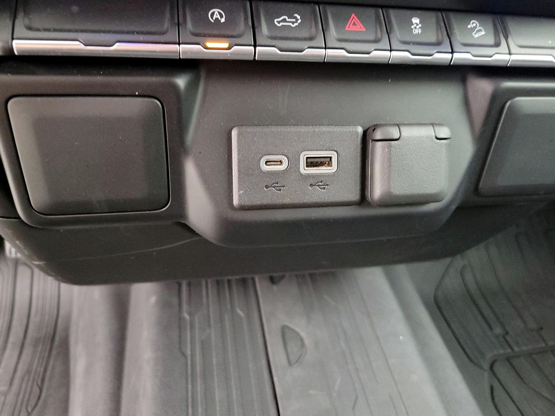 Thumbnail: 2022 GMC Sierra 1500 - 18