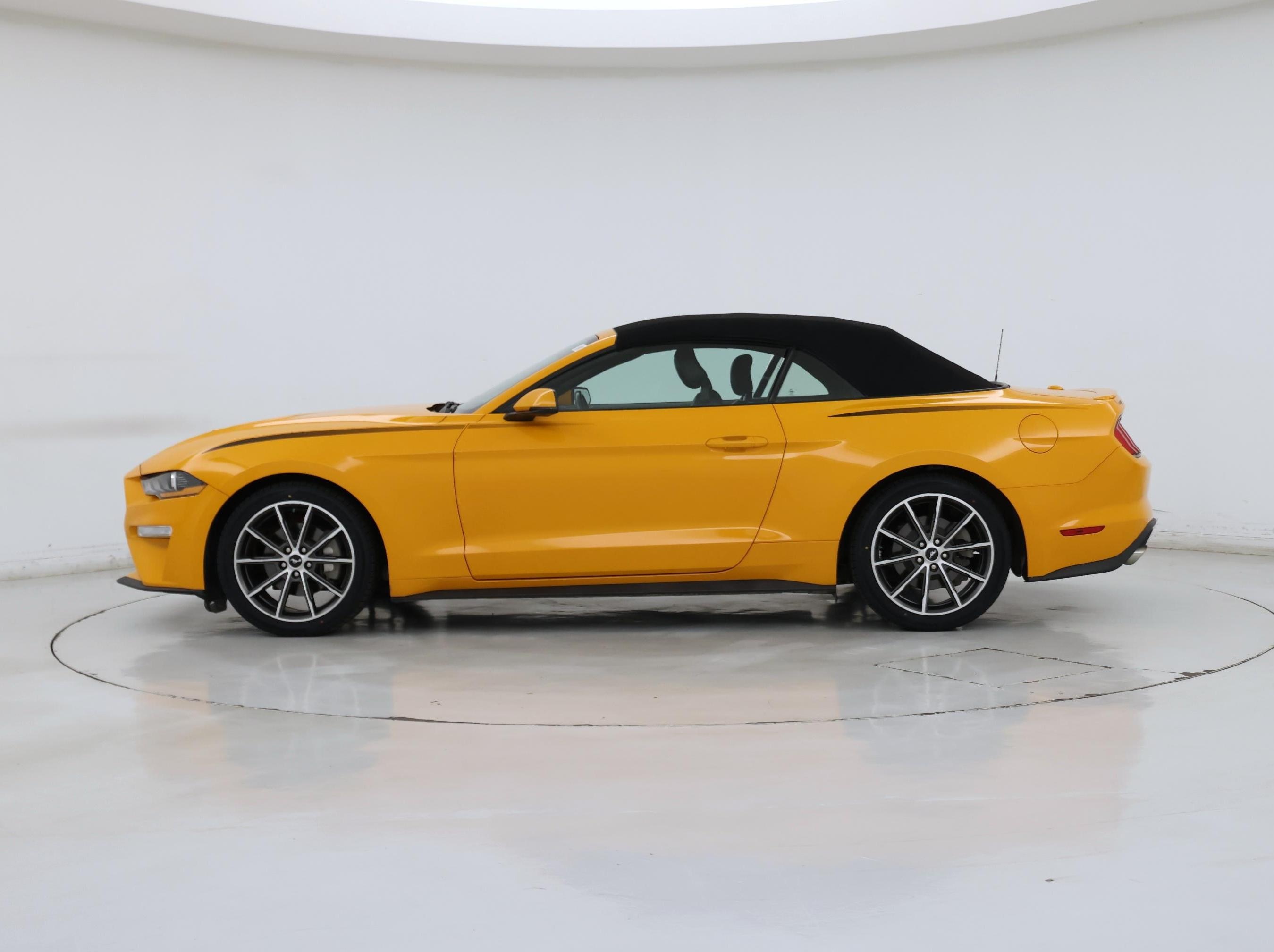 Thumbnail: 2019 Ford Mustang - 3