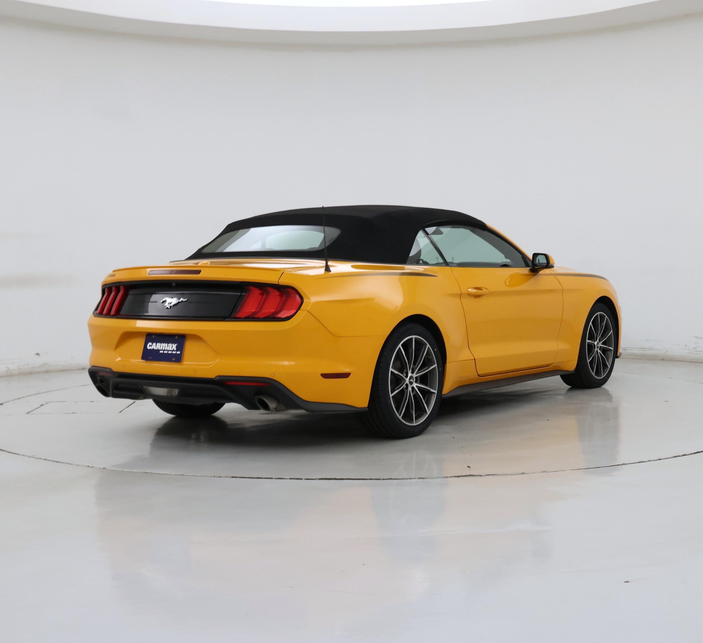Thumbnail: 2019 Ford Mustang - 8