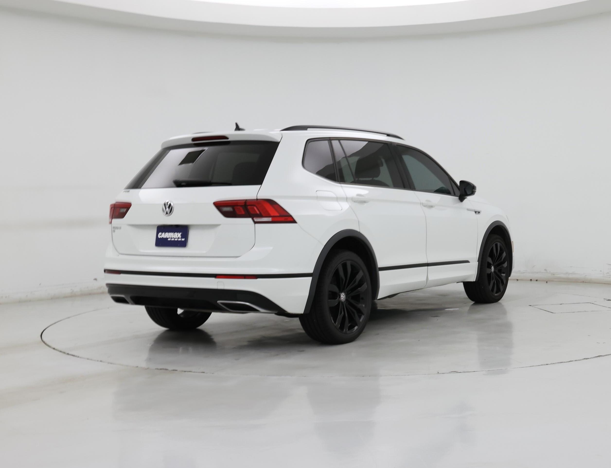 Thumbnail: 2020 Volkswagen Tiguan - 8