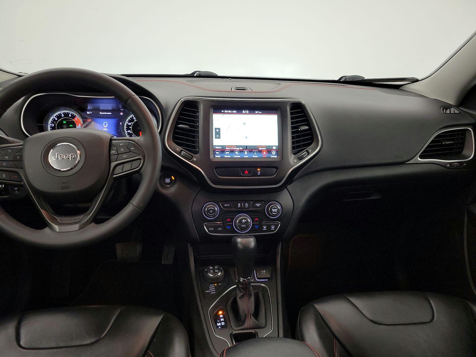Thumbnail: 2022 Jeep Cherokee - 9