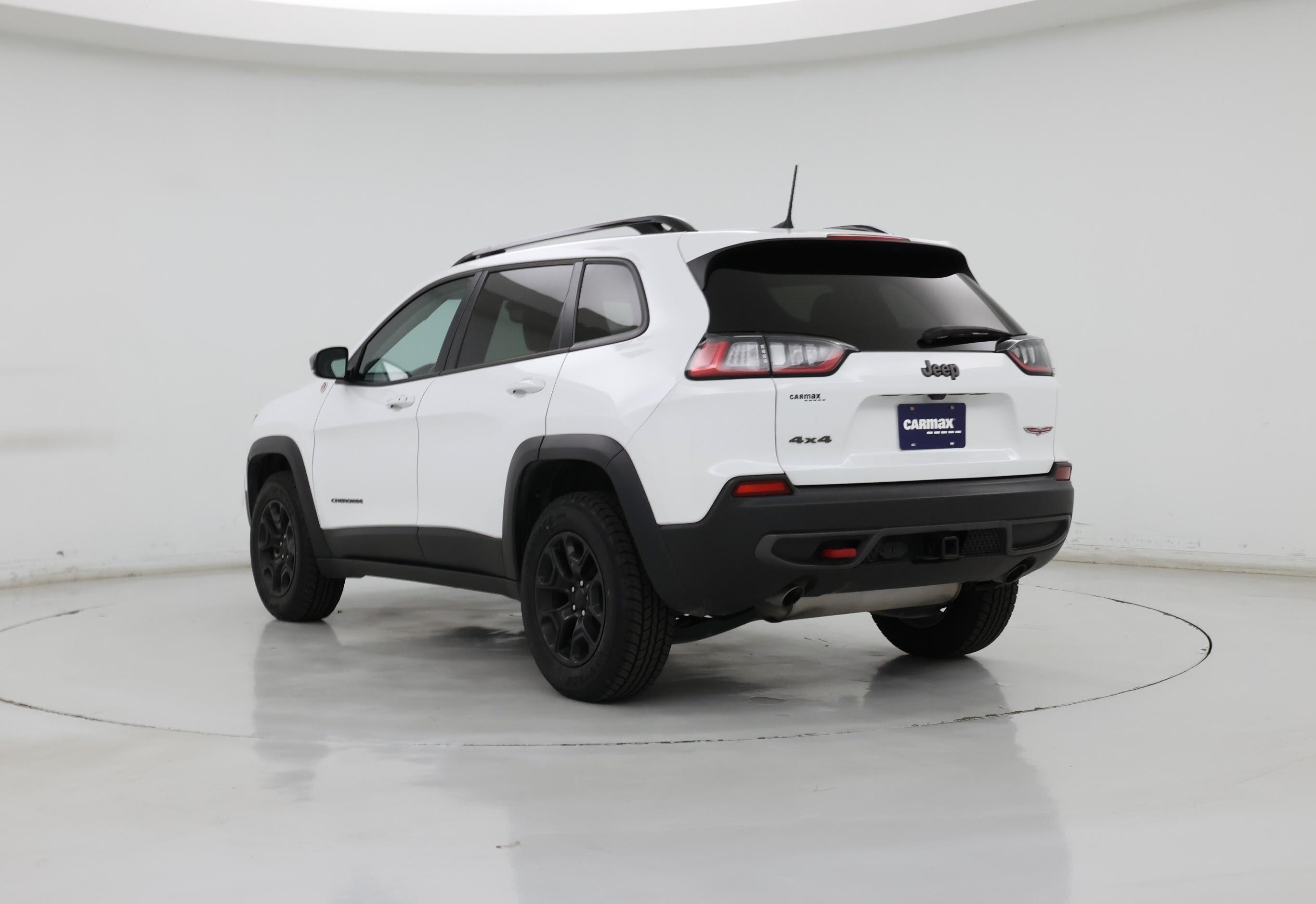Thumbnail: 2022 Jeep Cherokee - 2