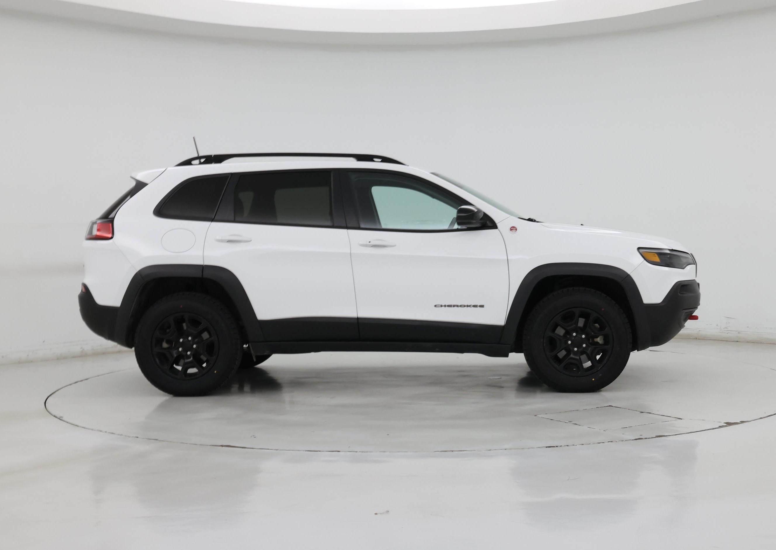 Thumbnail: 2022 Jeep Cherokee - 7