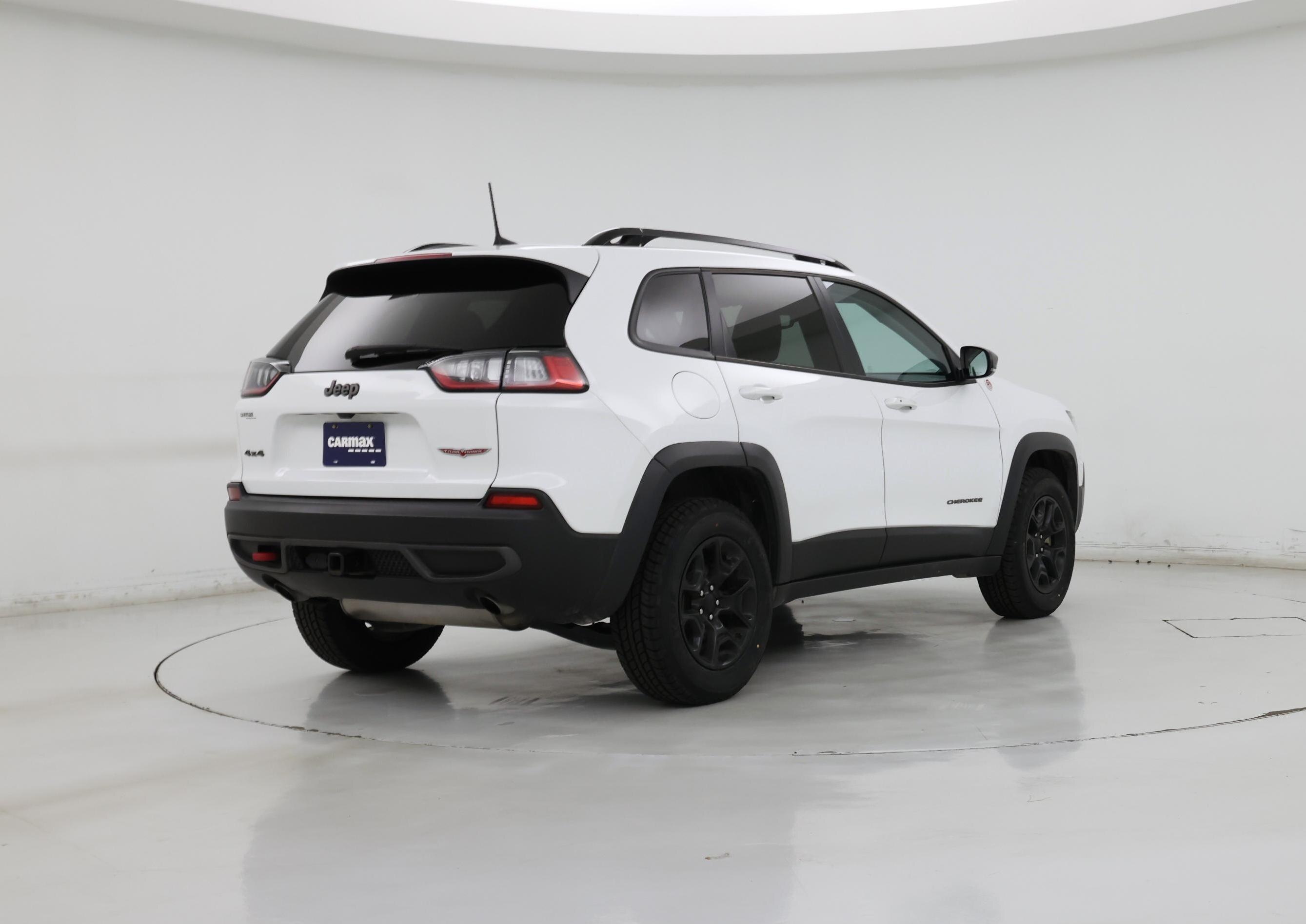 Thumbnail: 2022 Jeep Cherokee - 8