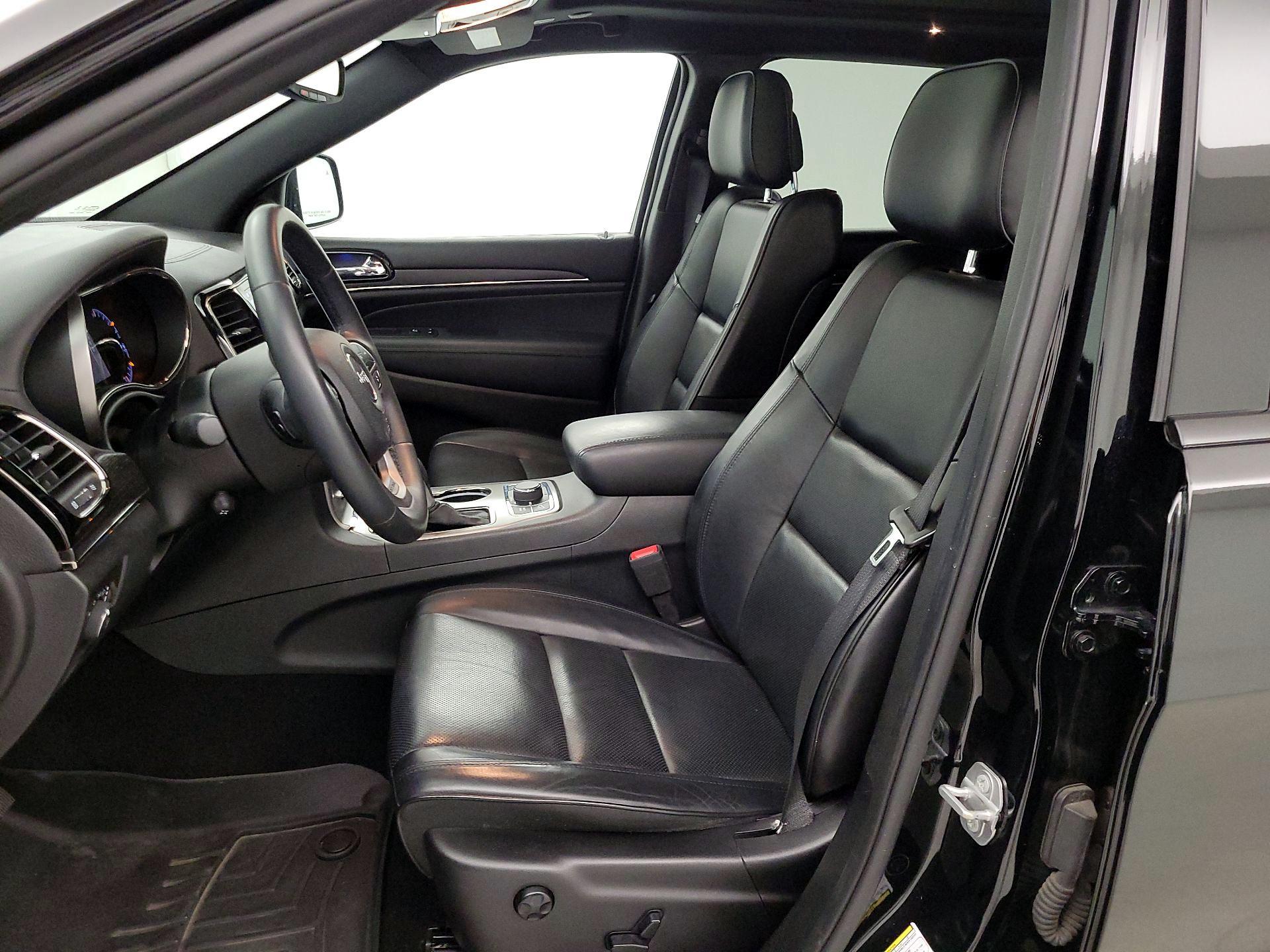 Thumbnail: 2019 Jeep Grand Cherokee - 11