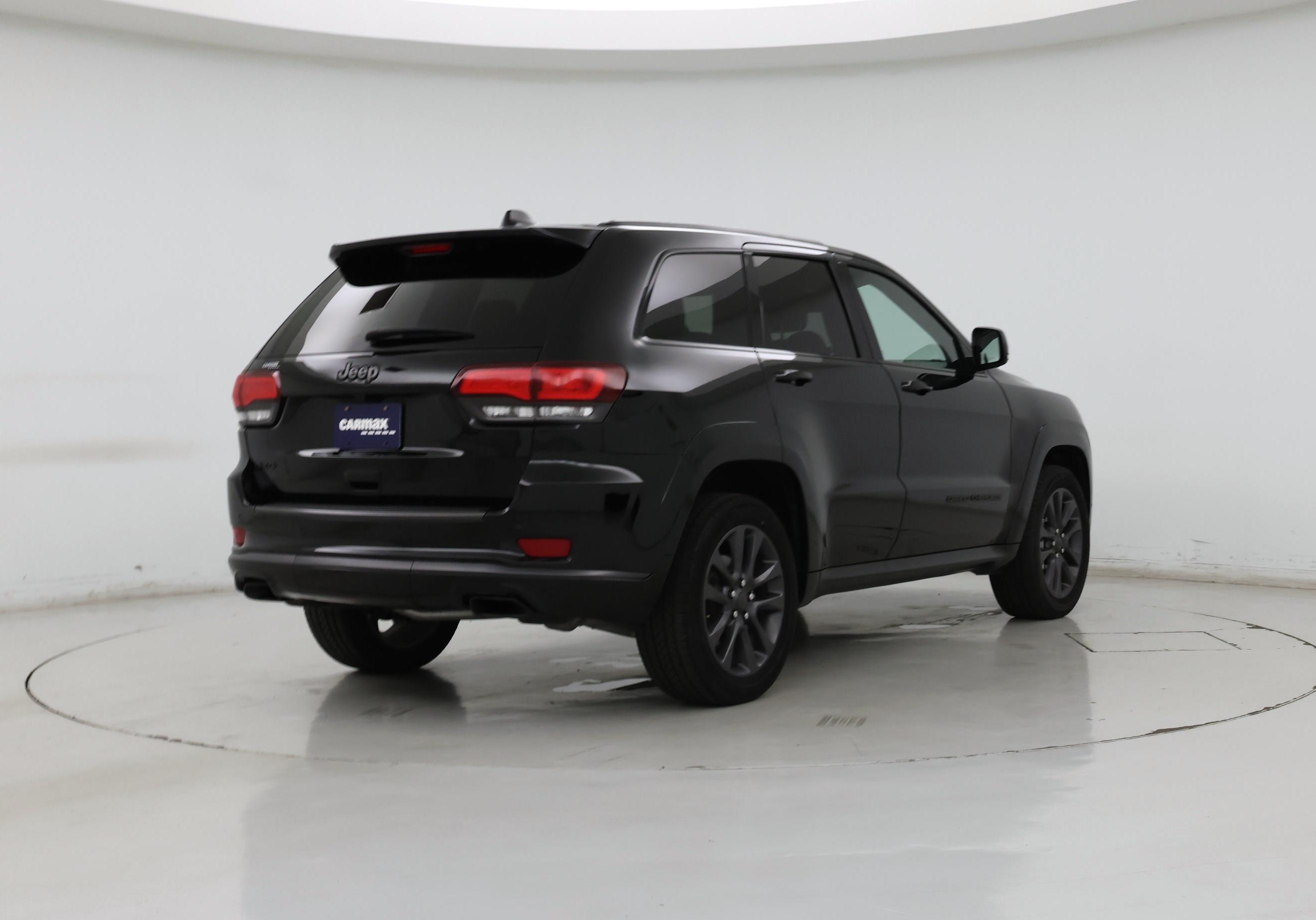 Thumbnail: 2019 Jeep Grand Cherokee - 8
