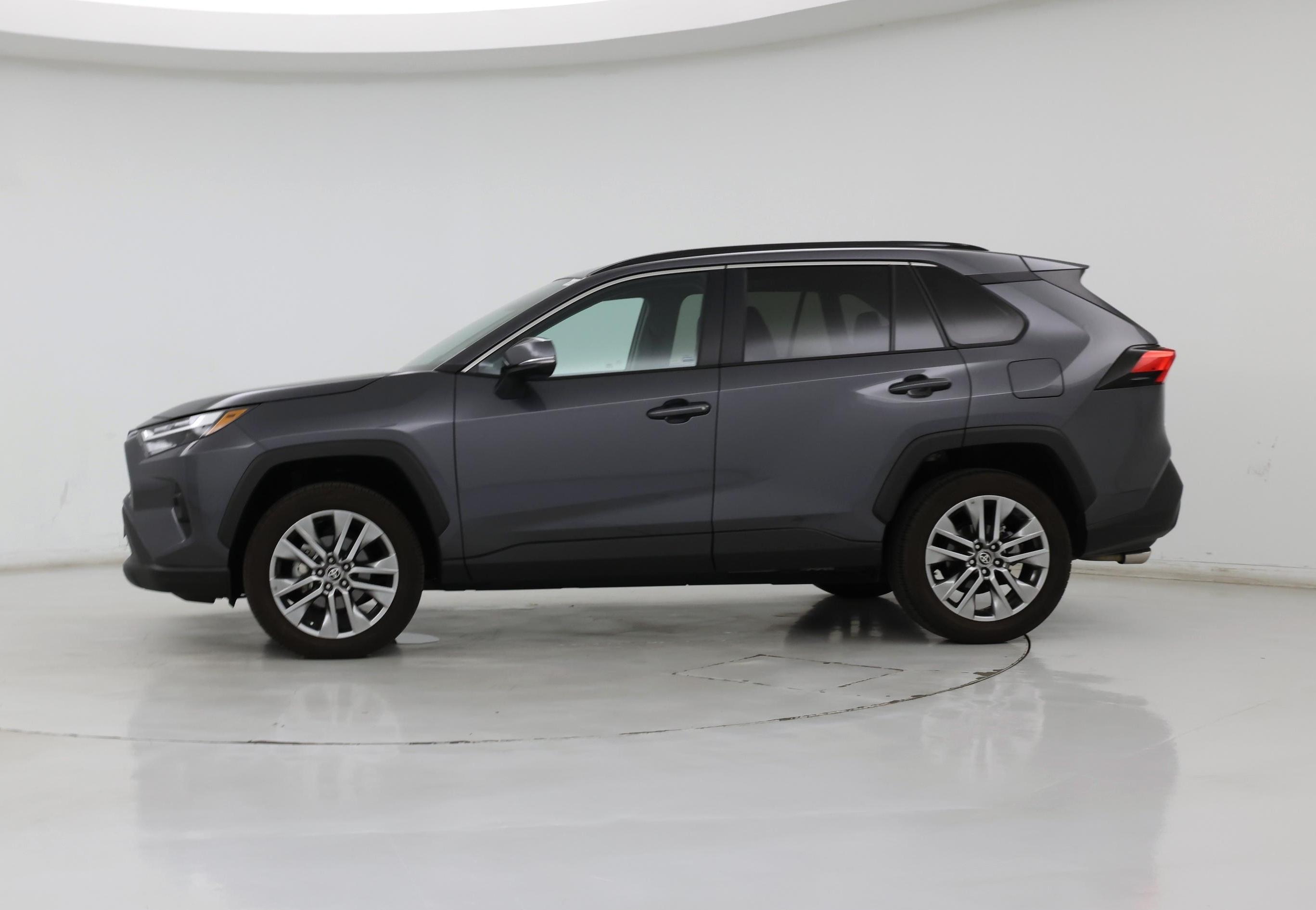 Thumbnail: 2023 Toyota RAV4 - 3
