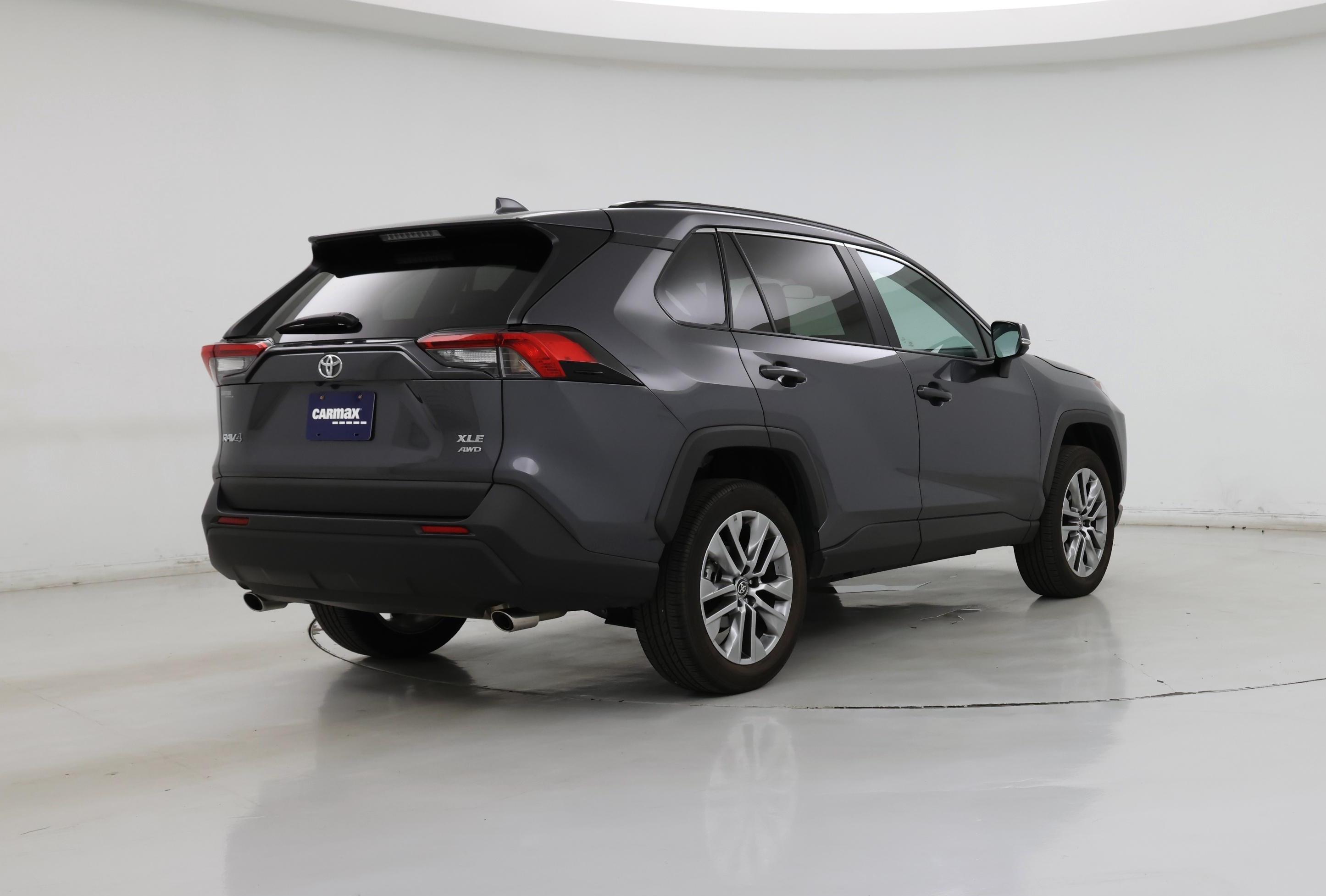 Thumbnail: 2023 Toyota RAV4 - 8