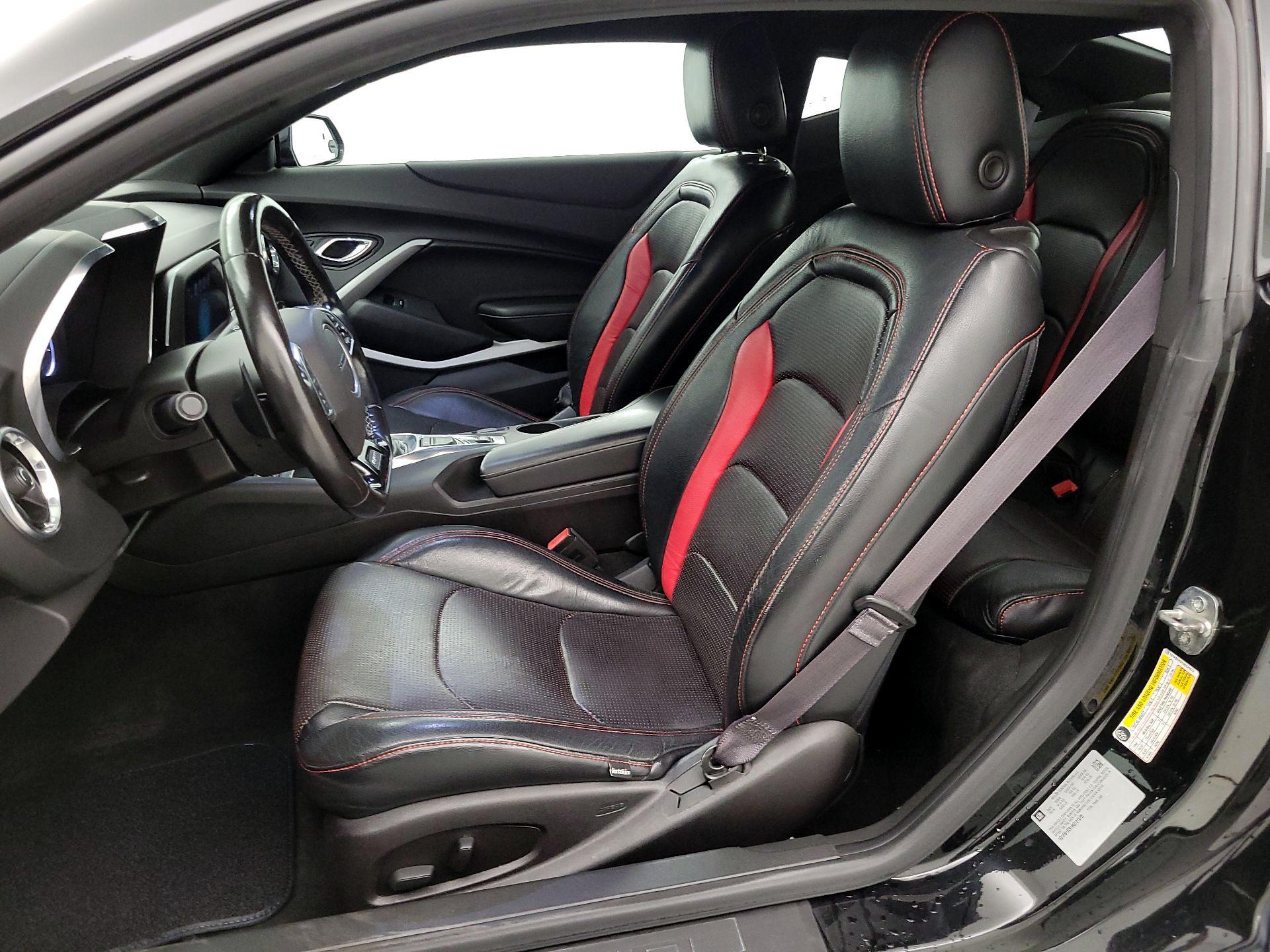 Thumbnail: 2017 Chevrolet Camaro - 11