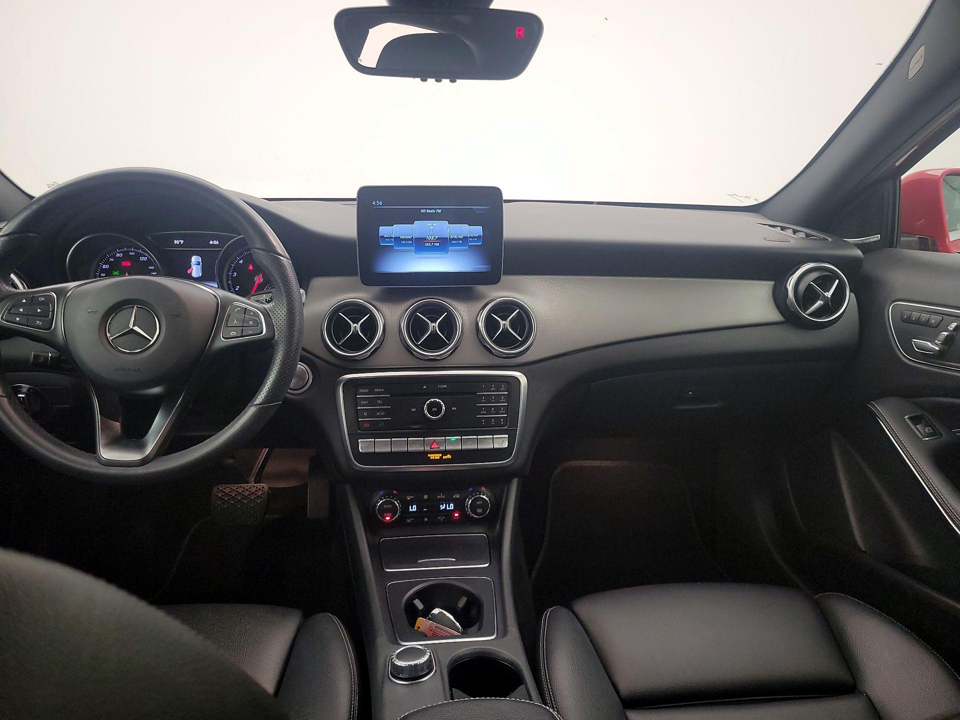 Thumbnail: 2020 Mercedes-Benz GLA - 9