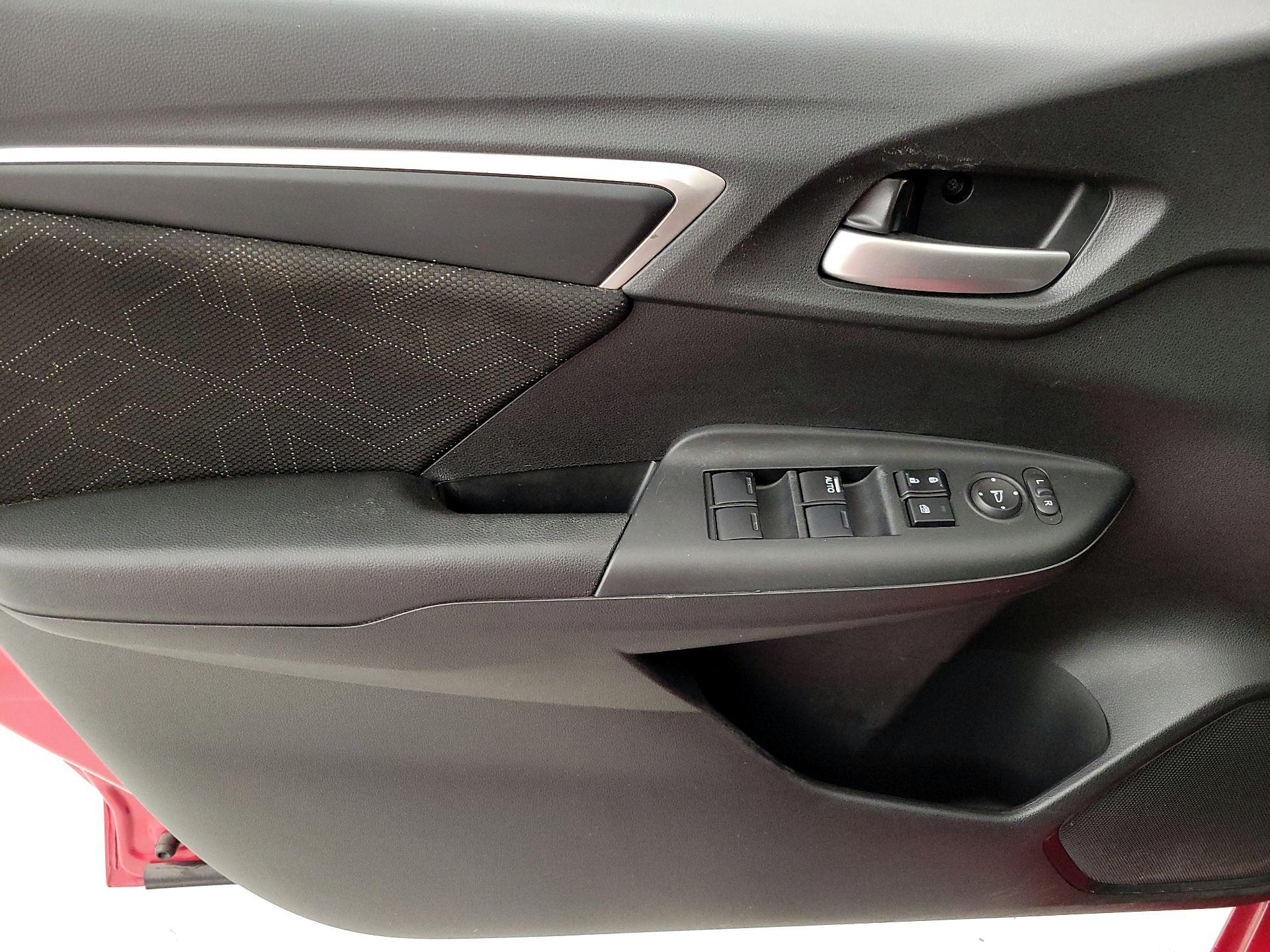 Thumbnail: 2016 Honda Fit - 12