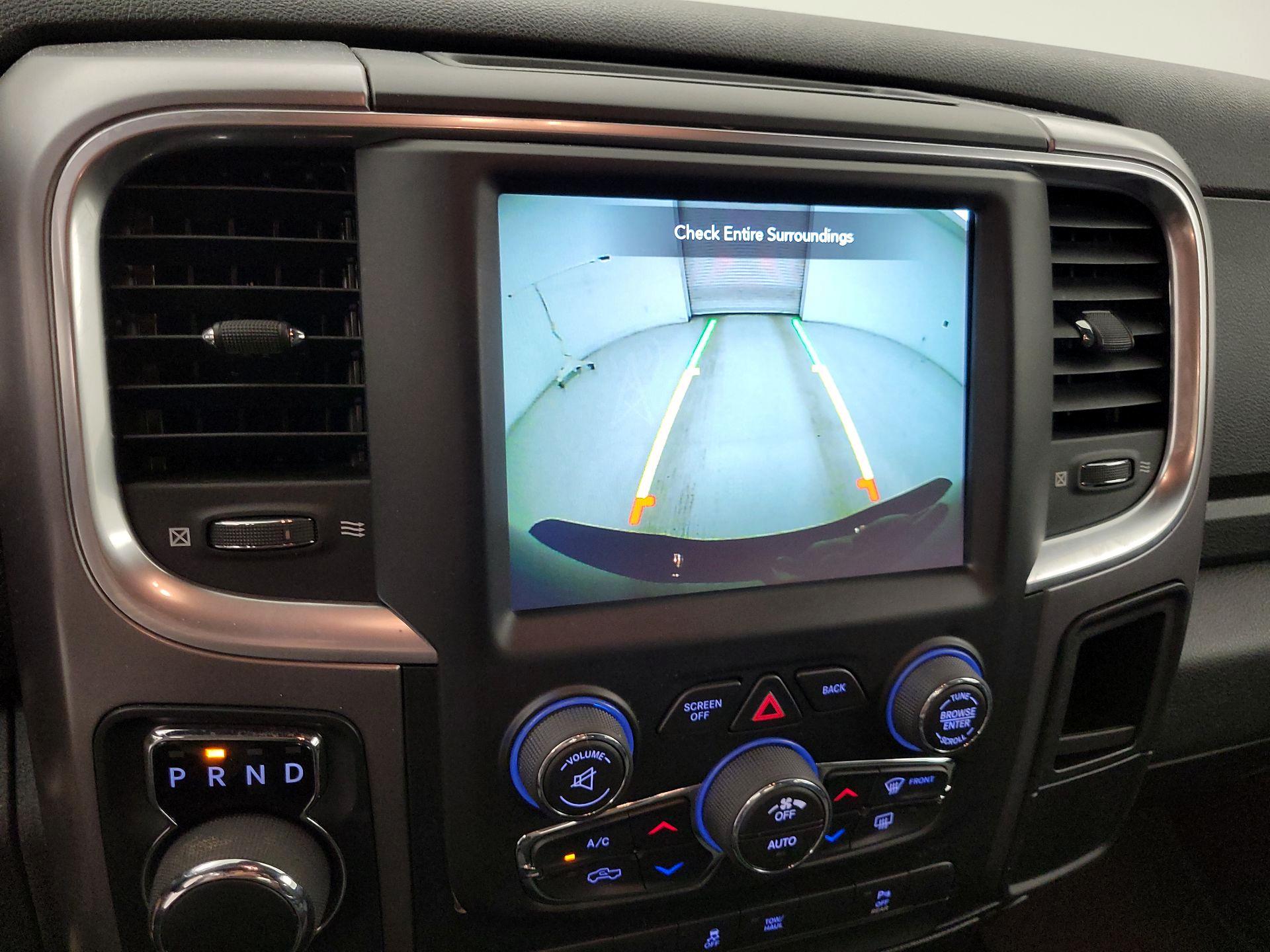 Thumbnail: 2021 RAM 1500 Classic - 15