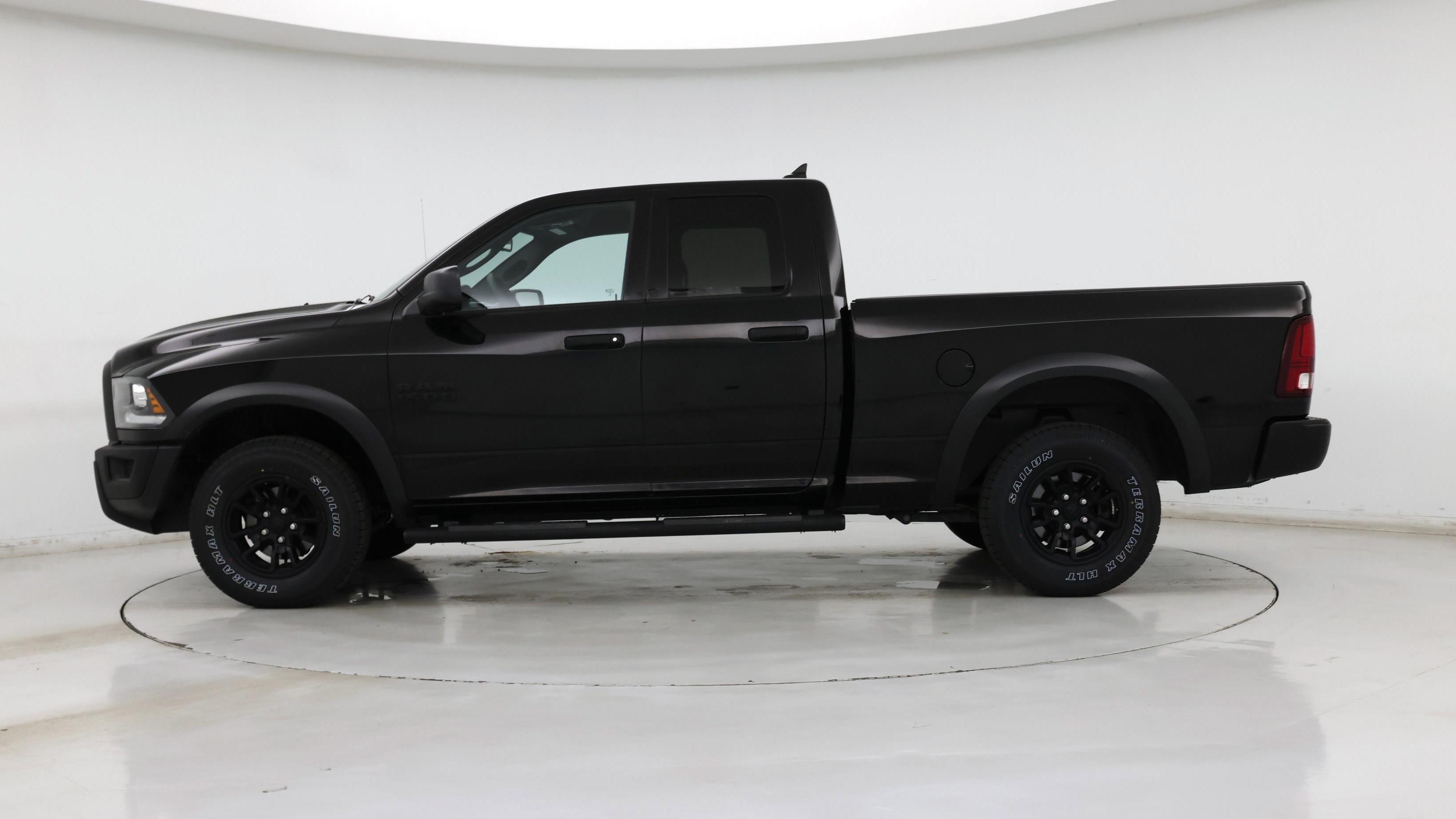 Thumbnail: 2021 RAM 1500 Classic - 3