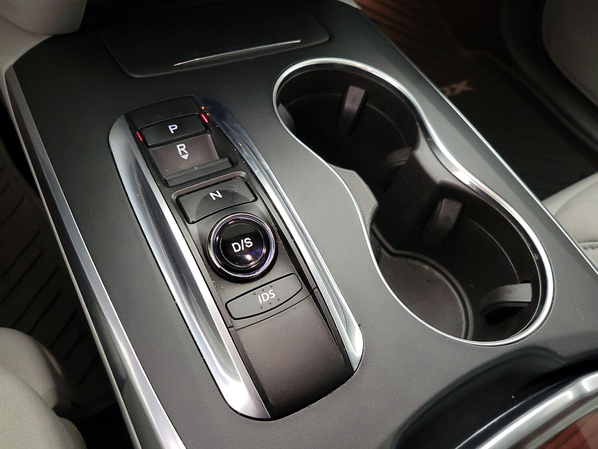 Thumbnail: 2016 Acura MDX - 17