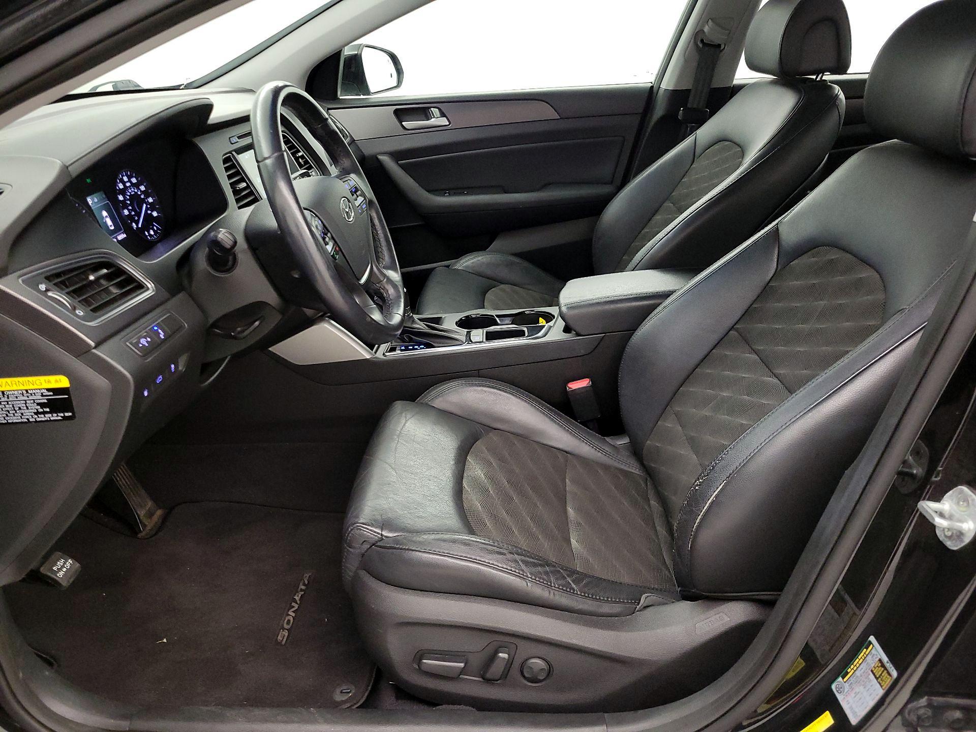 Thumbnail: 2016 Hyundai Sonata - 11