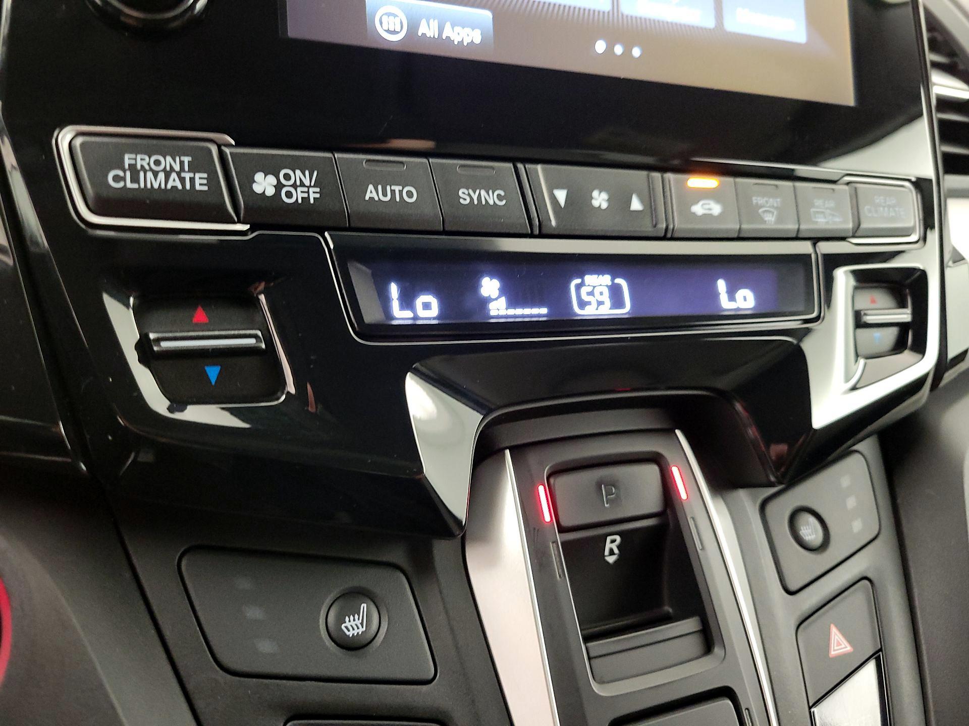 Thumbnail: 2019 Honda Odyssey - 16