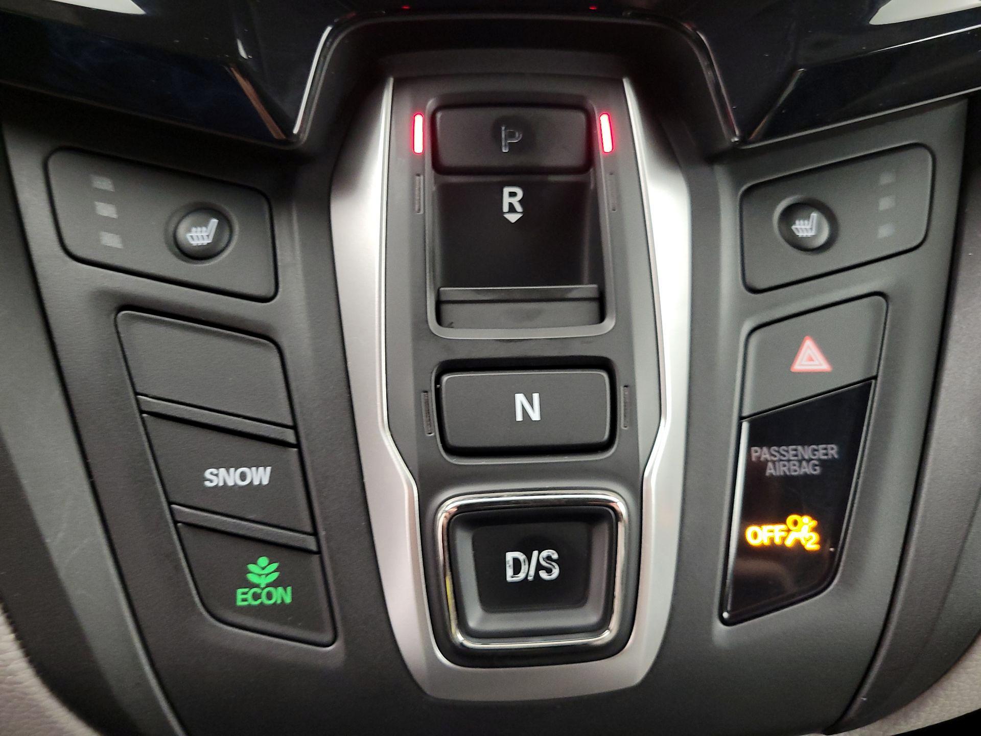 Thumbnail: 2019 Honda Odyssey - 17