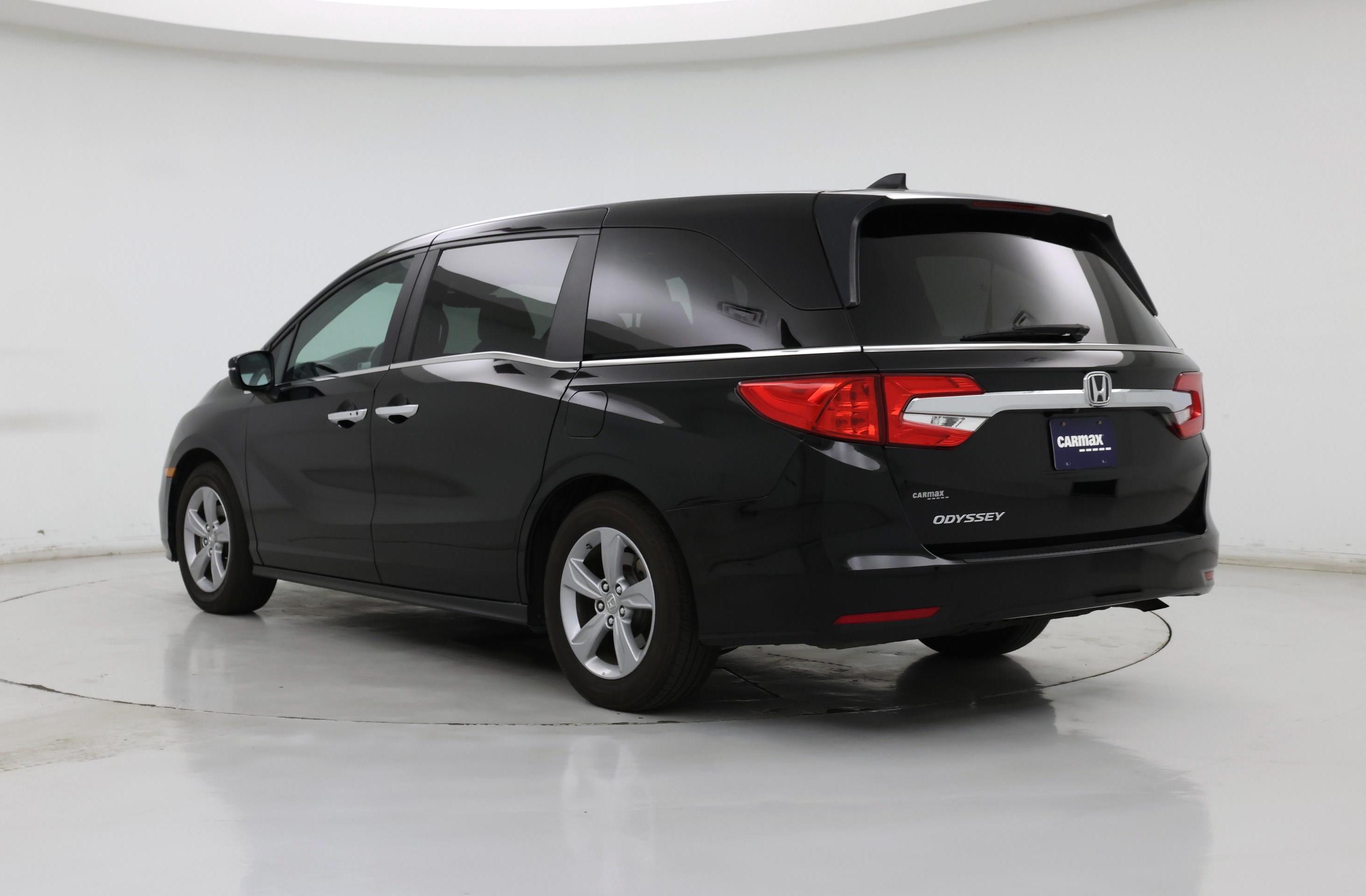 Thumbnail: 2019 Honda Odyssey - 2