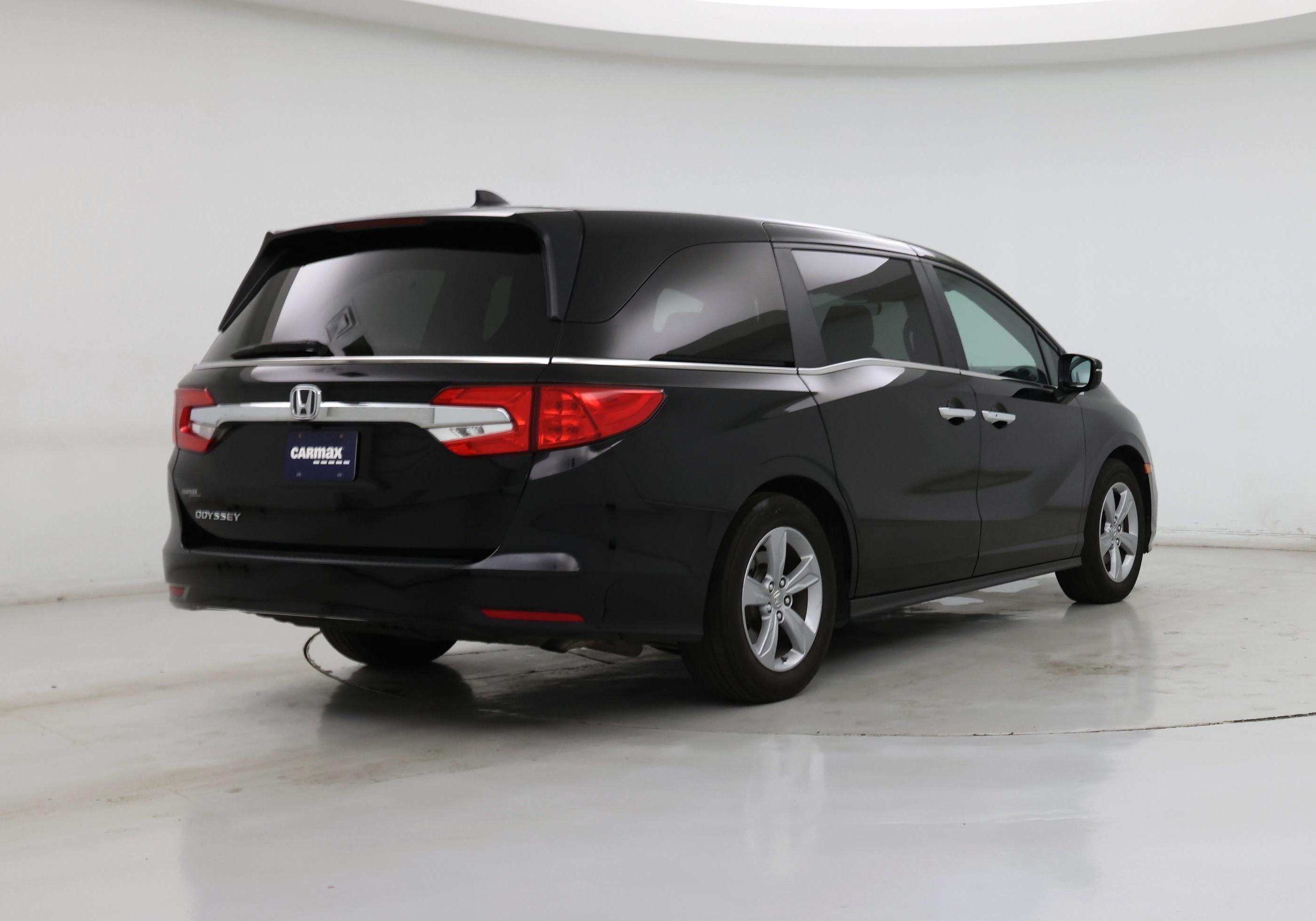 Thumbnail: 2019 Honda Odyssey - 8