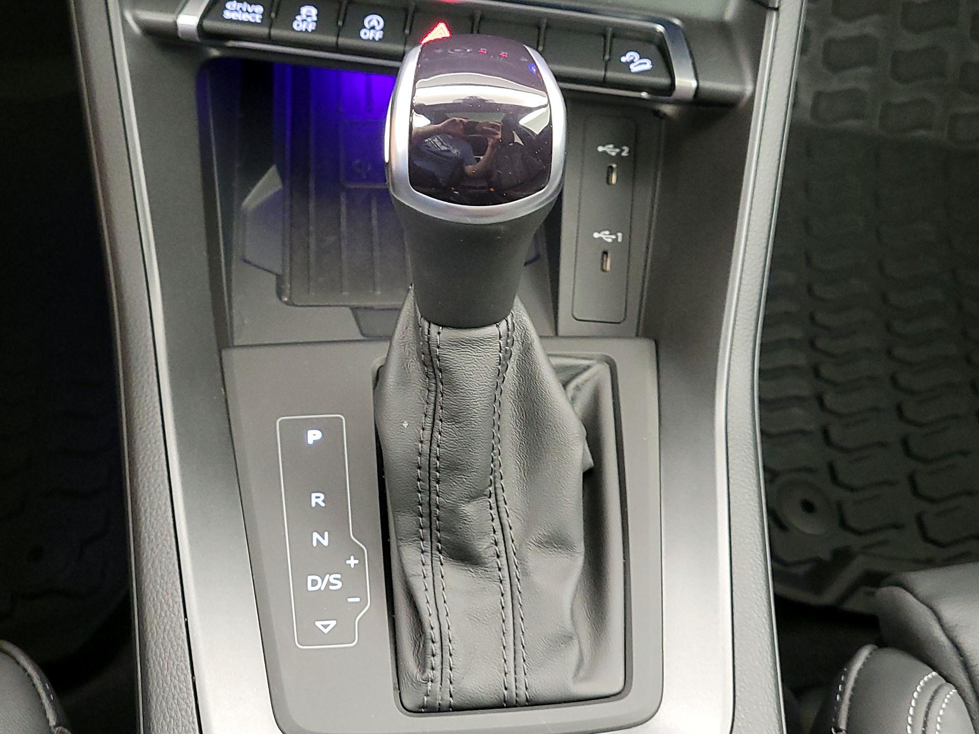 Thumbnail: 2023 Audi Q3 - 18