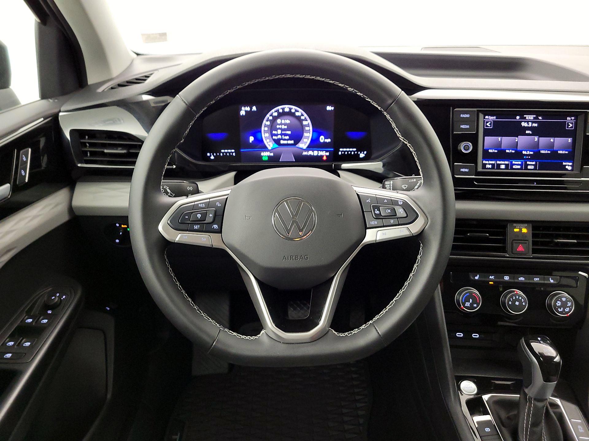 Thumbnail: 2024 Volkswagen Taos - 10