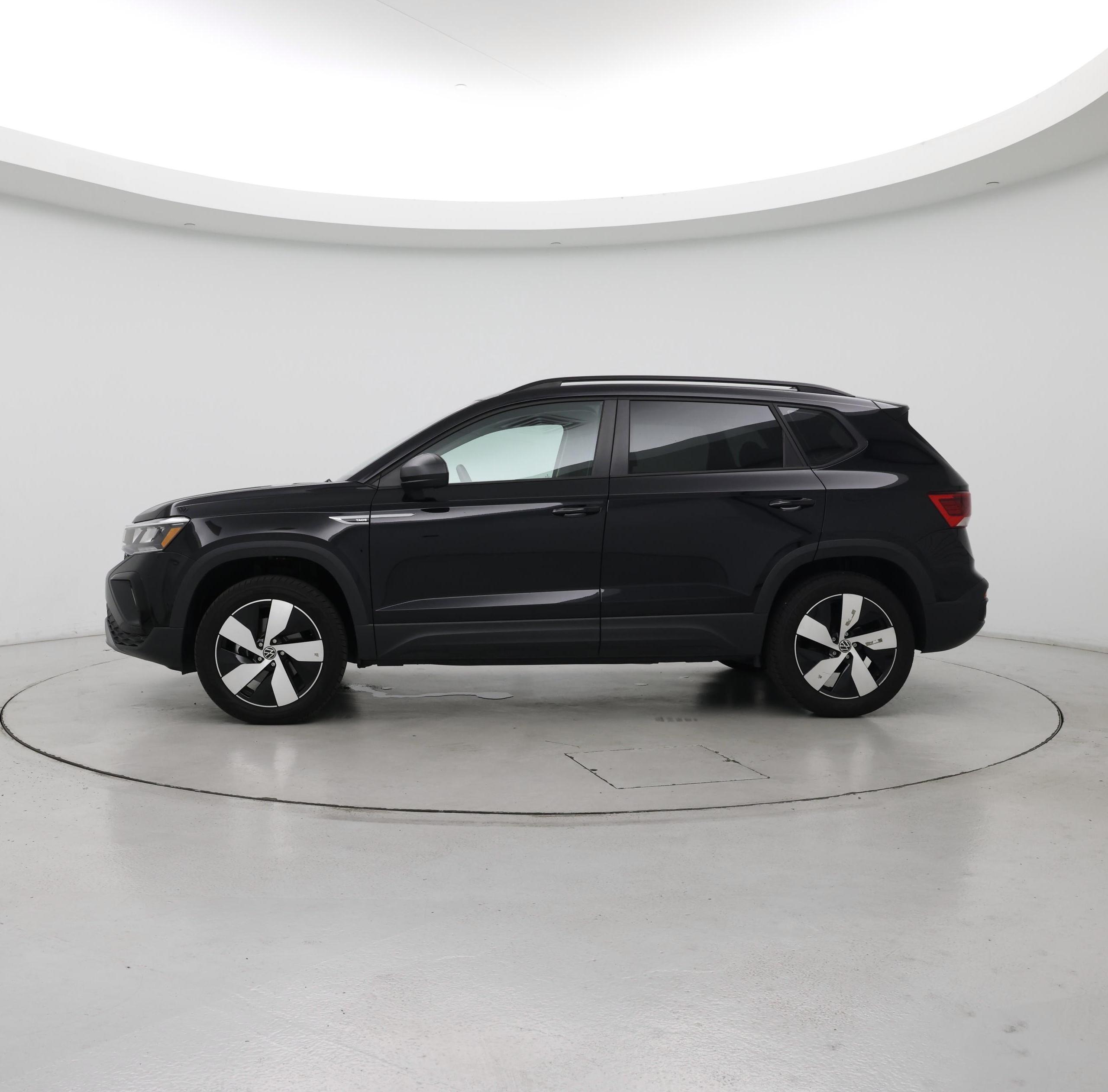 Thumbnail: 2024 Volkswagen Taos - 3