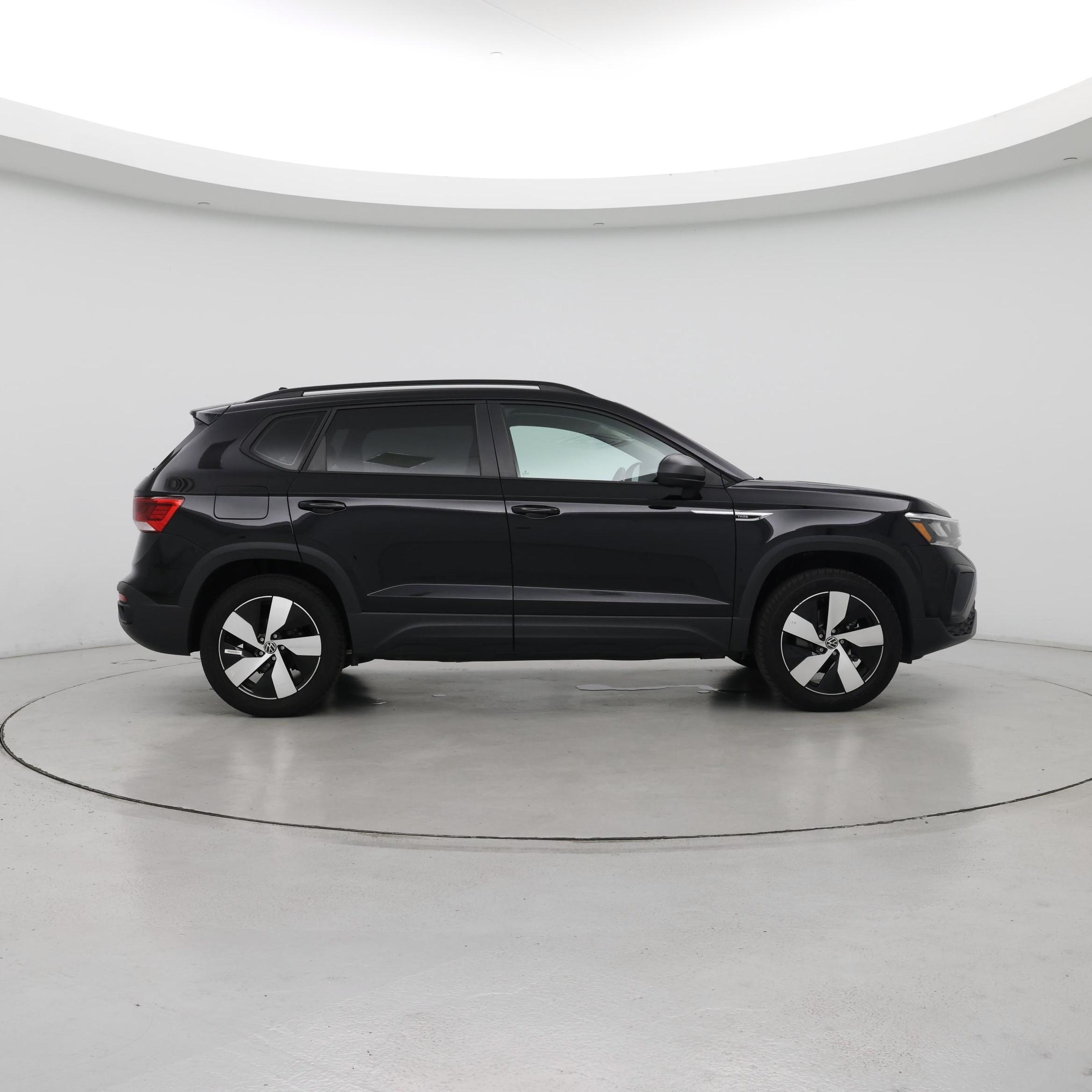 Thumbnail: 2024 Volkswagen Taos - 7