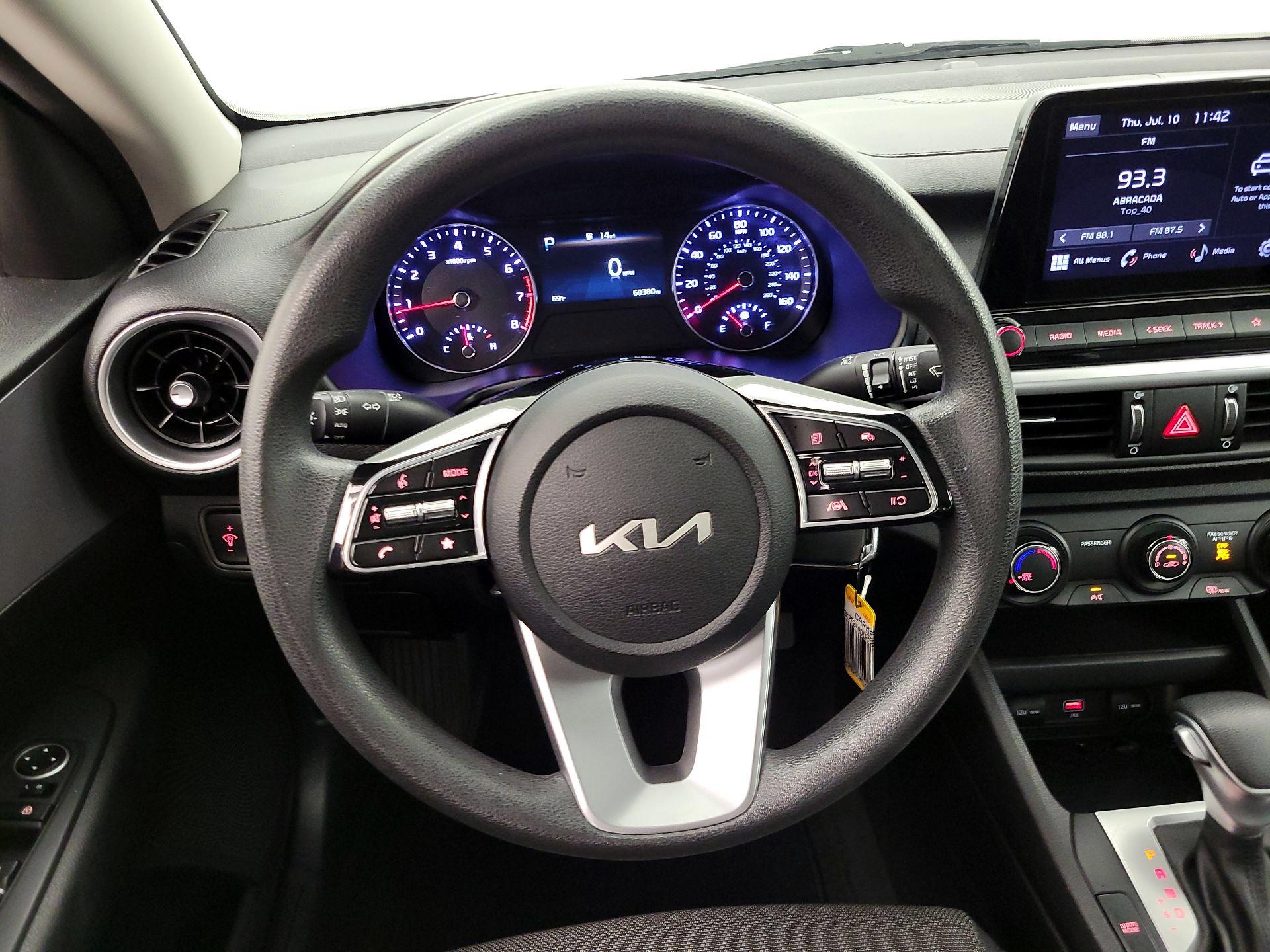 Thumbnail: 2023 Kia Forte - 10