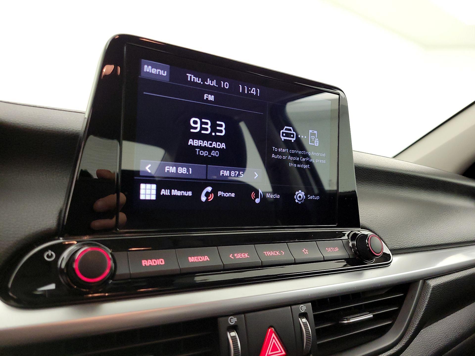 Thumbnail: 2023 Kia Forte - 15
