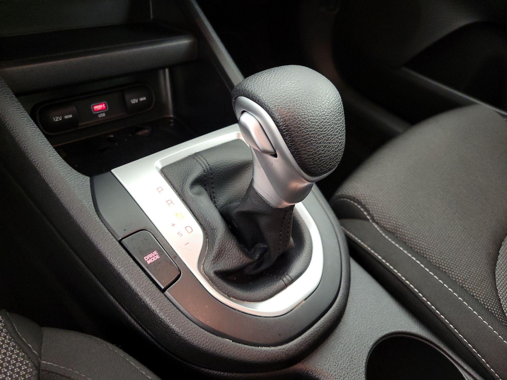 Thumbnail: 2023 Kia Forte - 17
