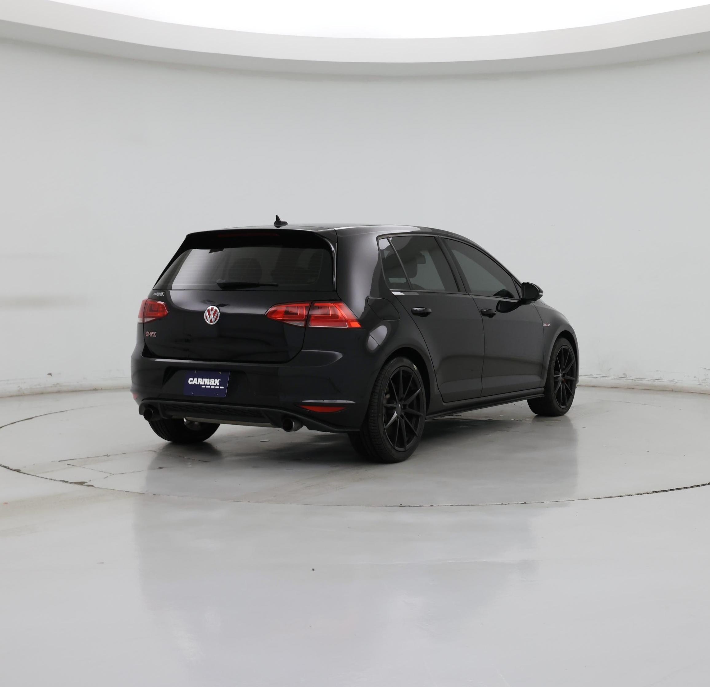 Thumbnail: 2016 Volkswagen Golf - 8