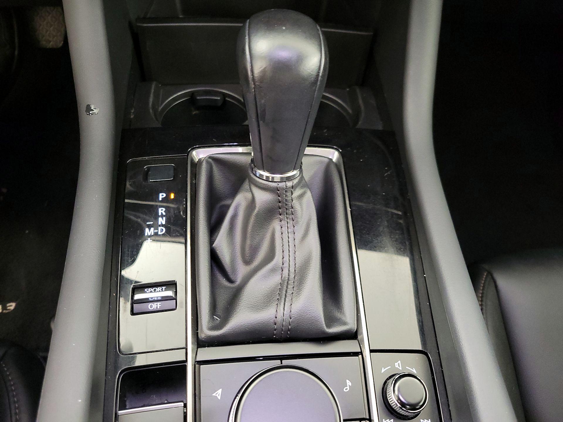 Thumbnail: 2019 Mazda Mazda3 - 17