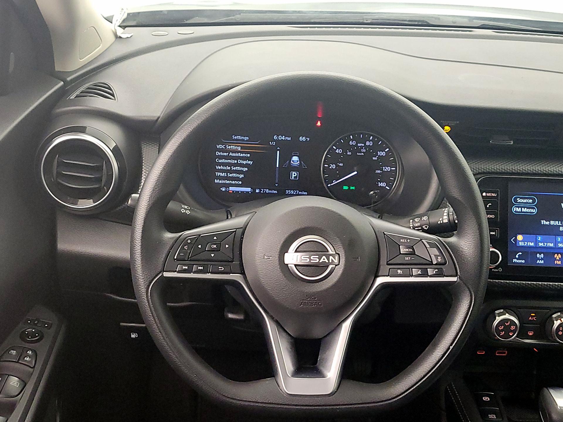 Thumbnail: 2023 Nissan Kicks - 10