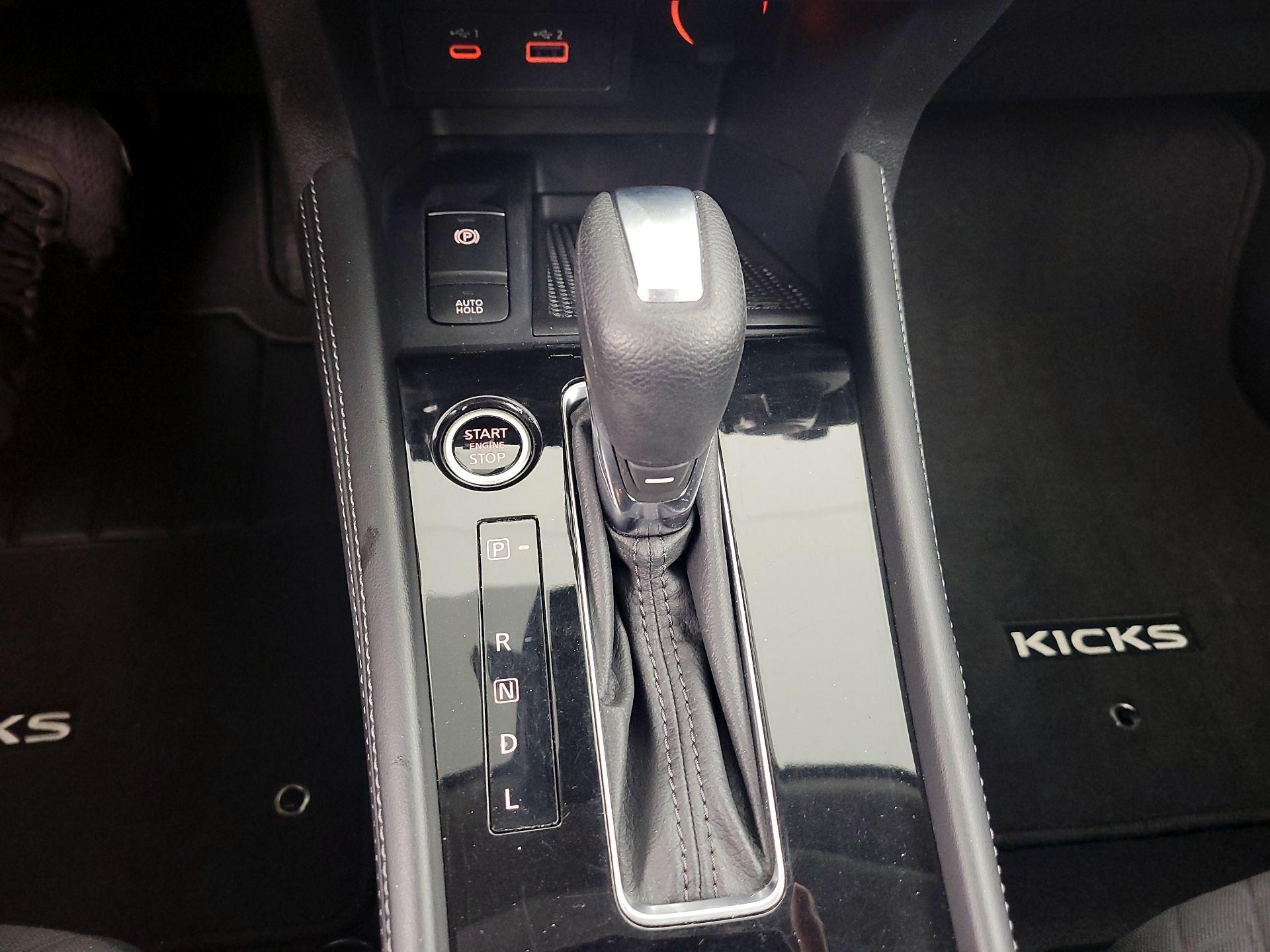 Thumbnail: 2023 Nissan Kicks - 16