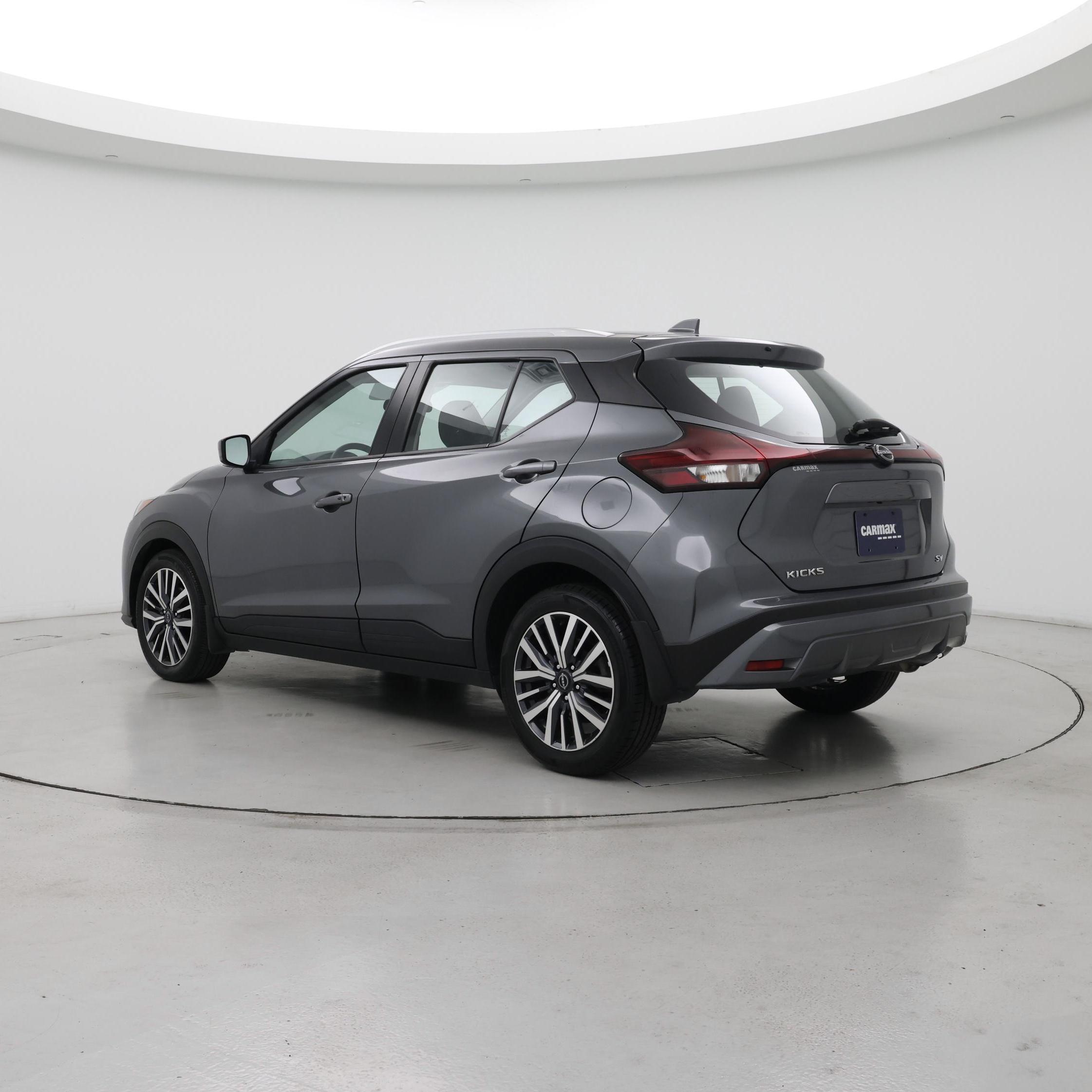 Thumbnail: 2023 Nissan Kicks - 2