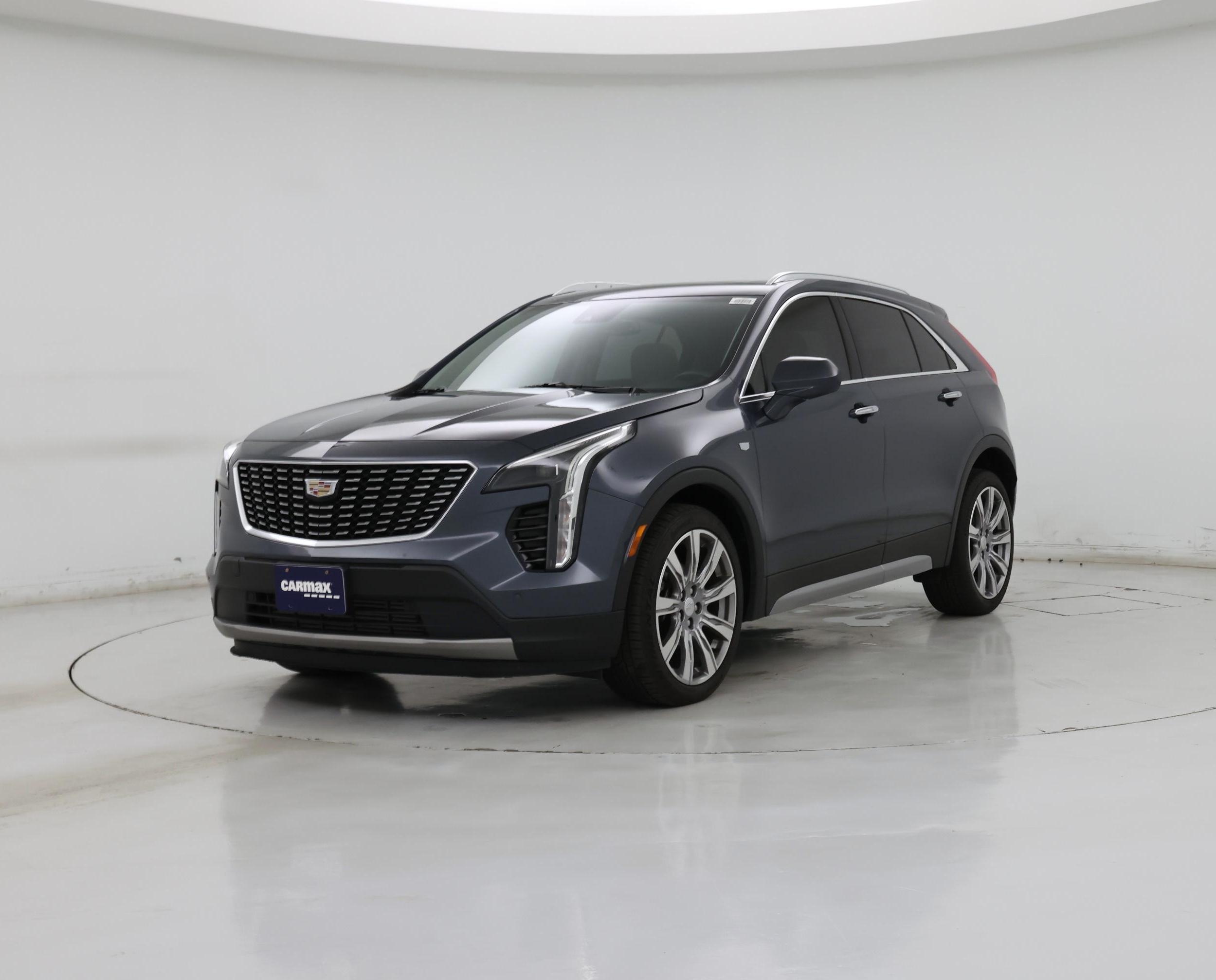 Thumbnail: 2019 Cadillac XT4 - 4
