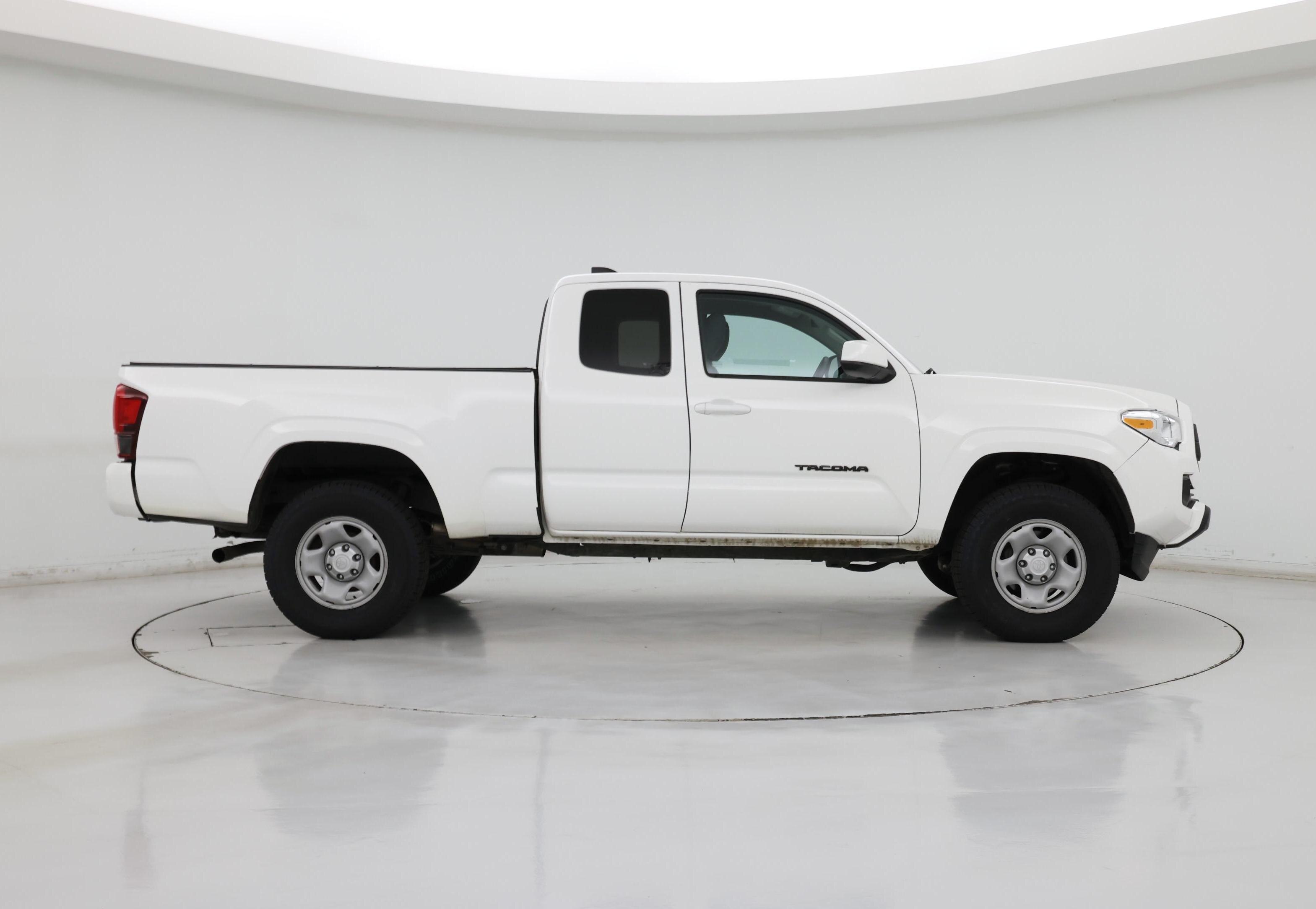 Thumbnail: 2023 Toyota Tacoma - 7