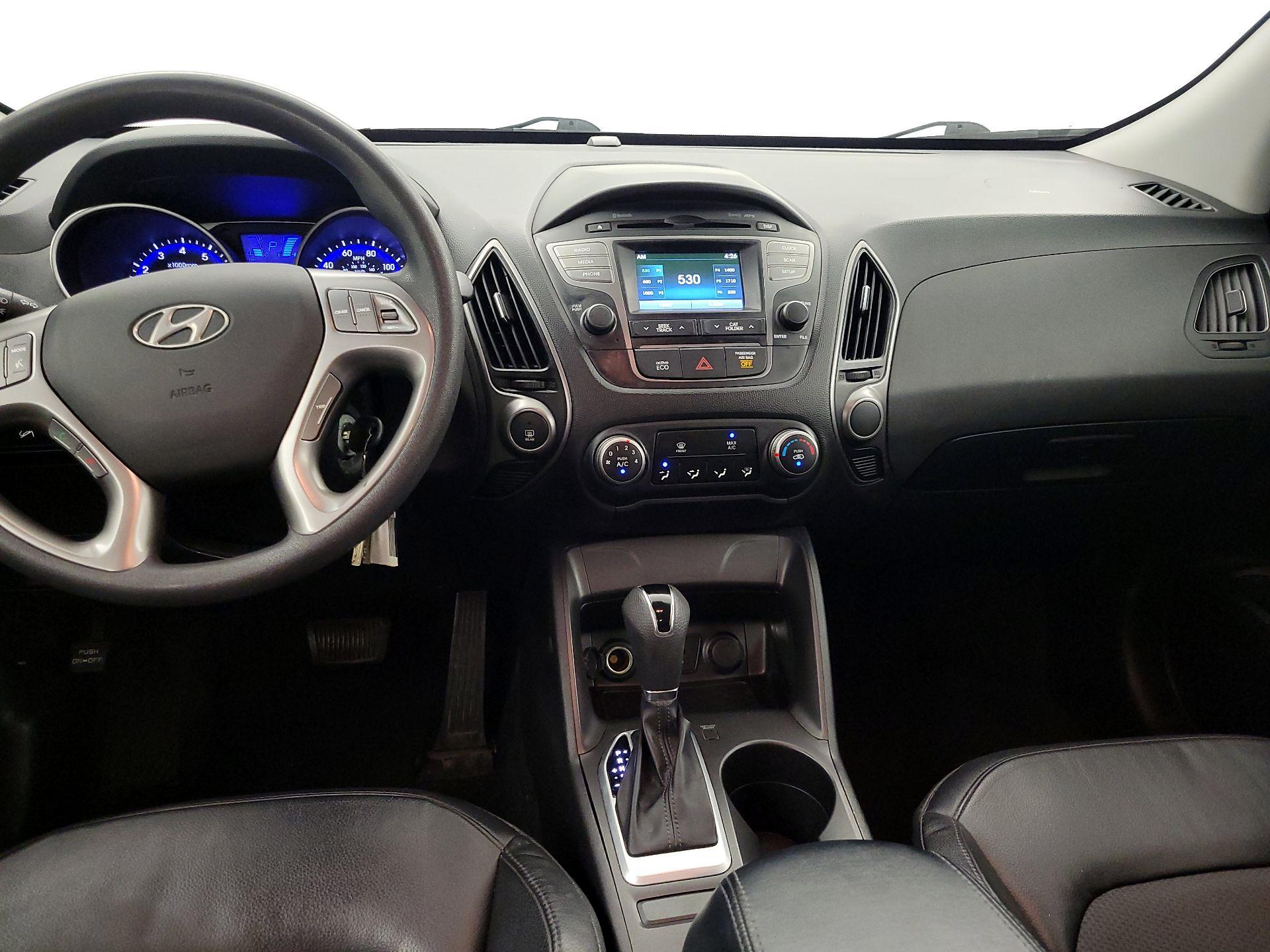 Thumbnail: 2015 Hyundai Tucson - 9