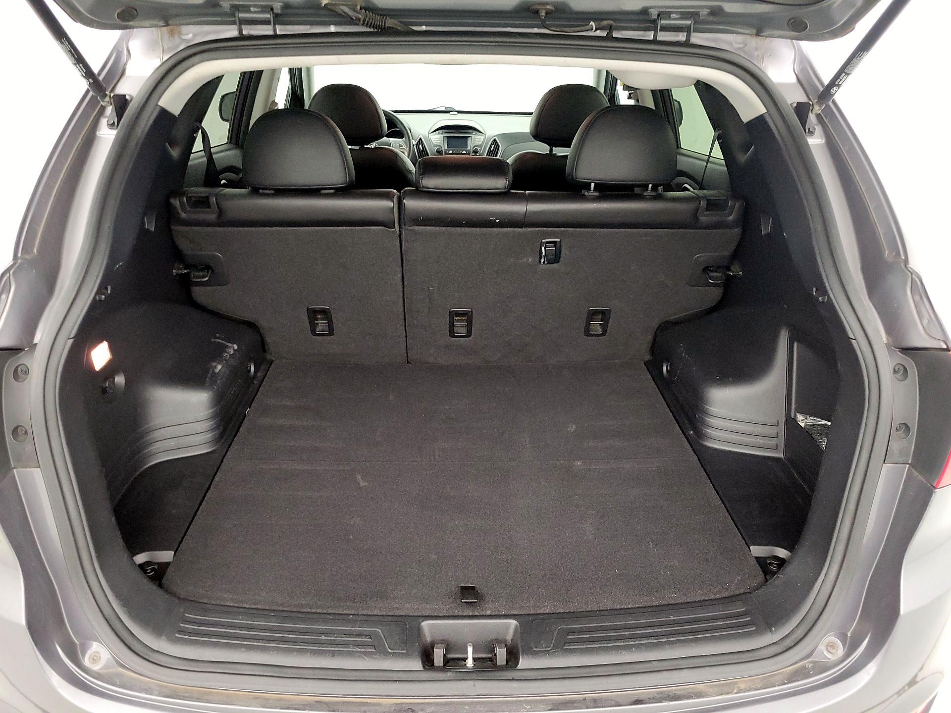 Thumbnail: 2015 Hyundai Tucson - 20