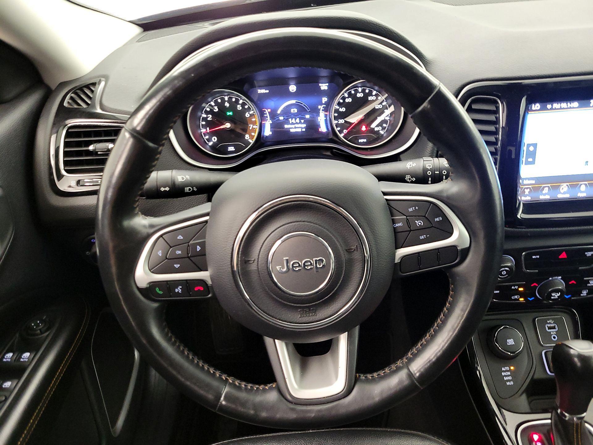 Thumbnail: 2018 Jeep Compass - 10