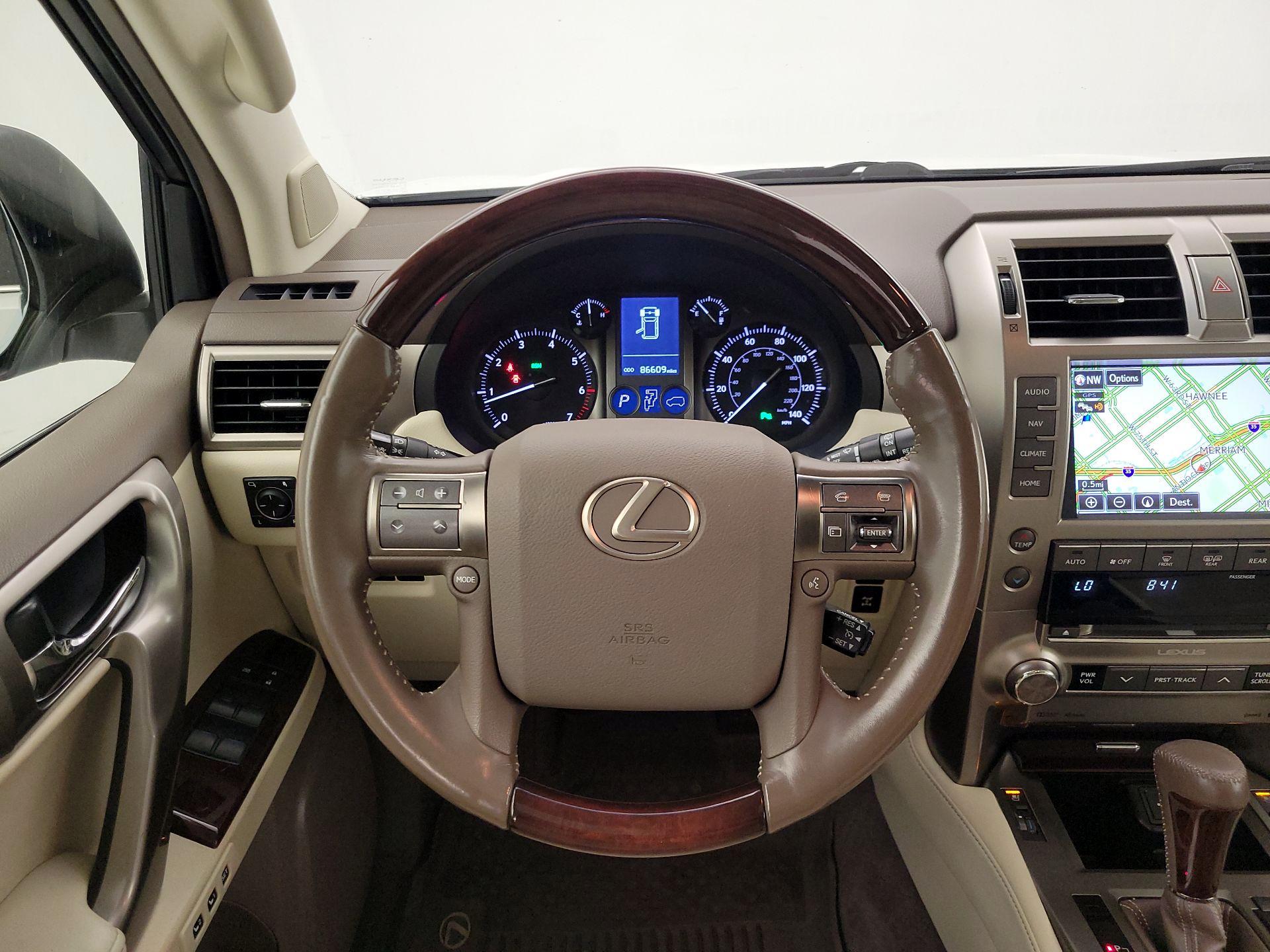 Thumbnail: 2018 Lexus GX - 10
