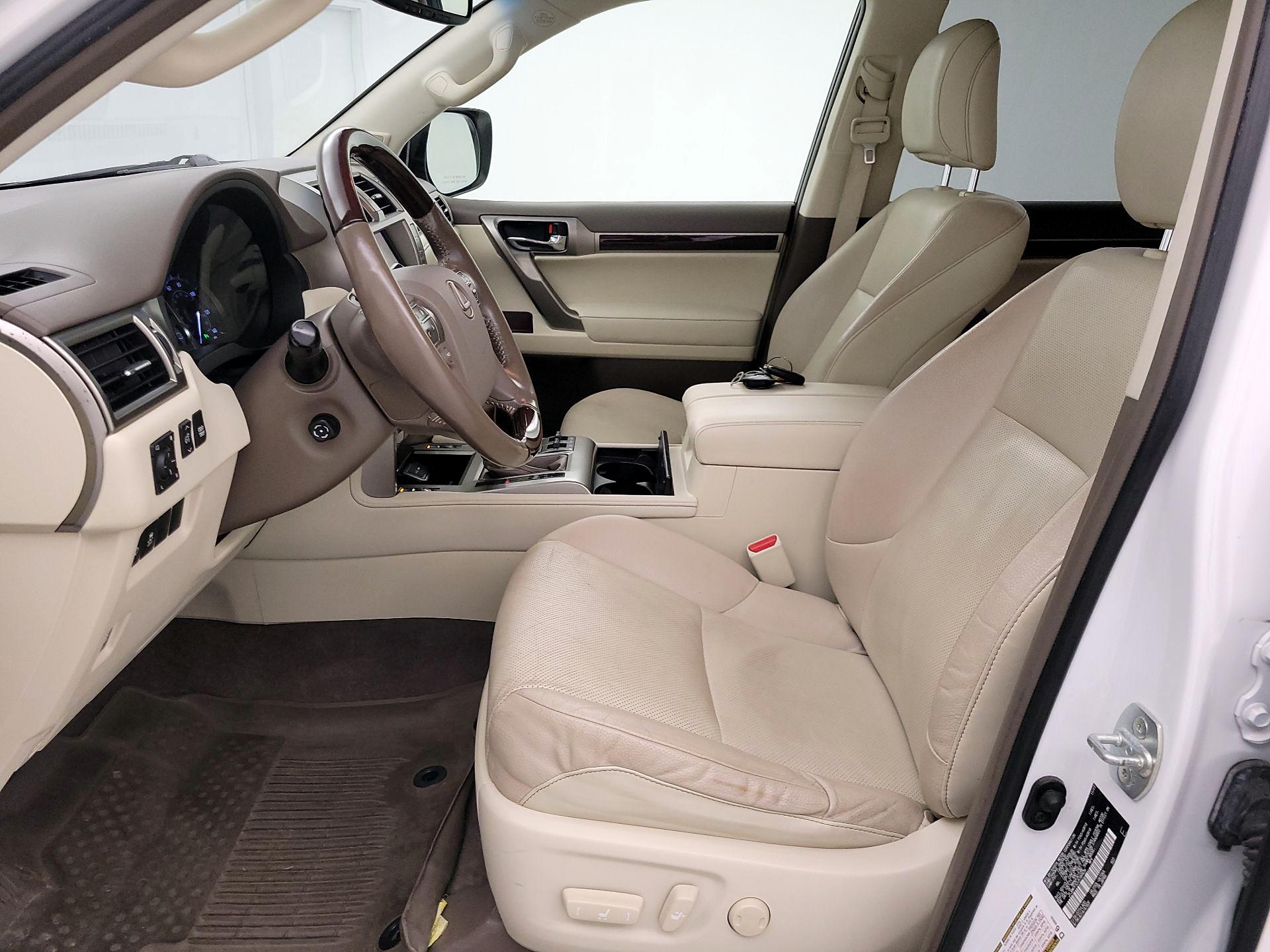 Thumbnail: 2018 Lexus GX - 11