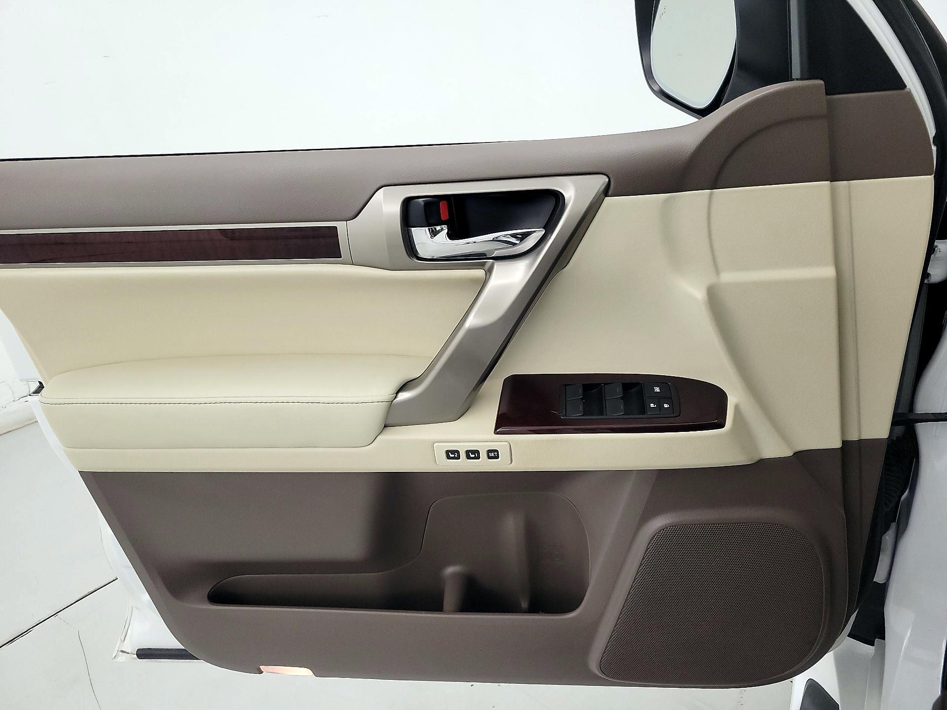 Thumbnail: 2018 Lexus GX - 12