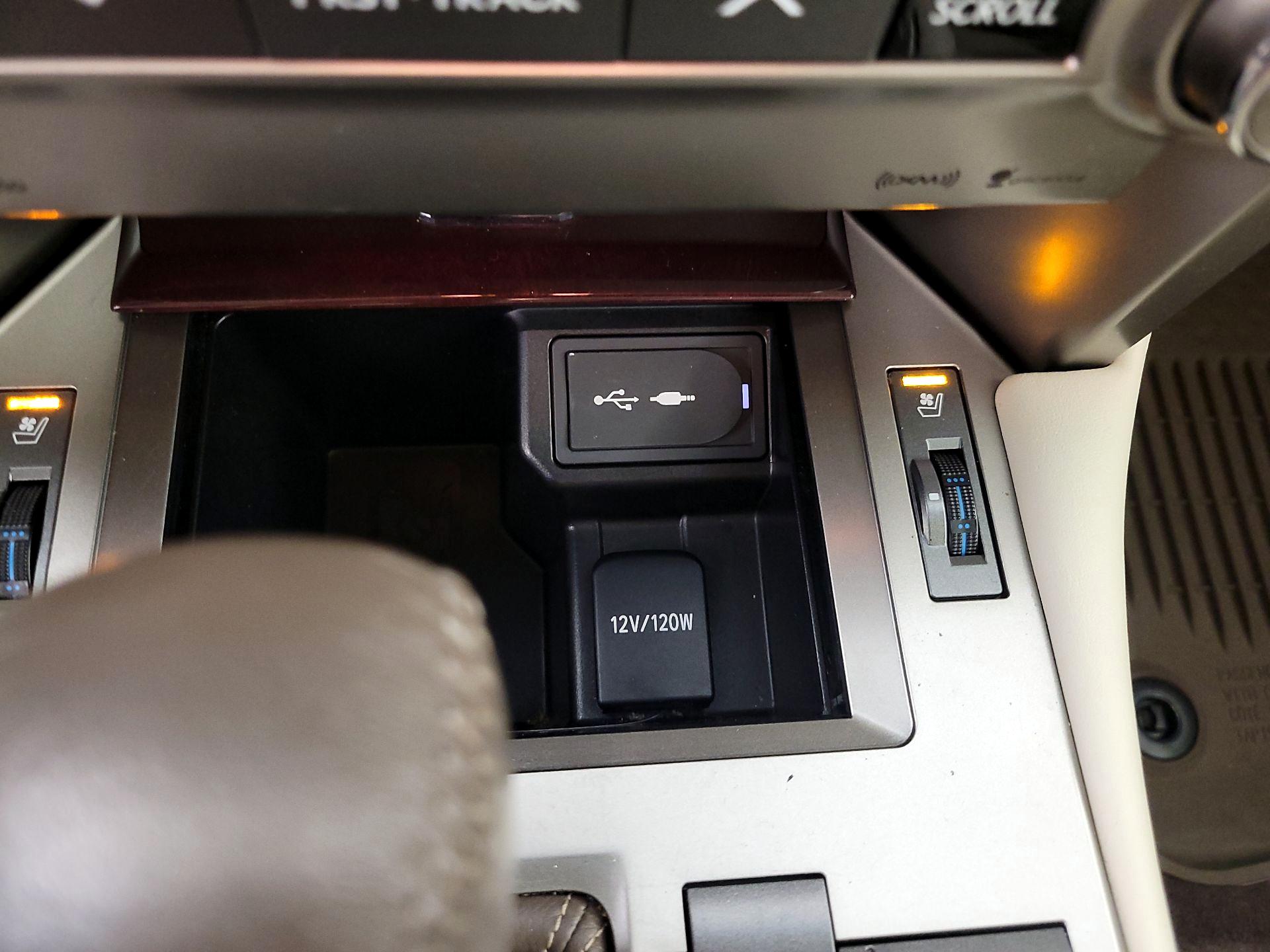 Thumbnail: 2018 Lexus GX - 19