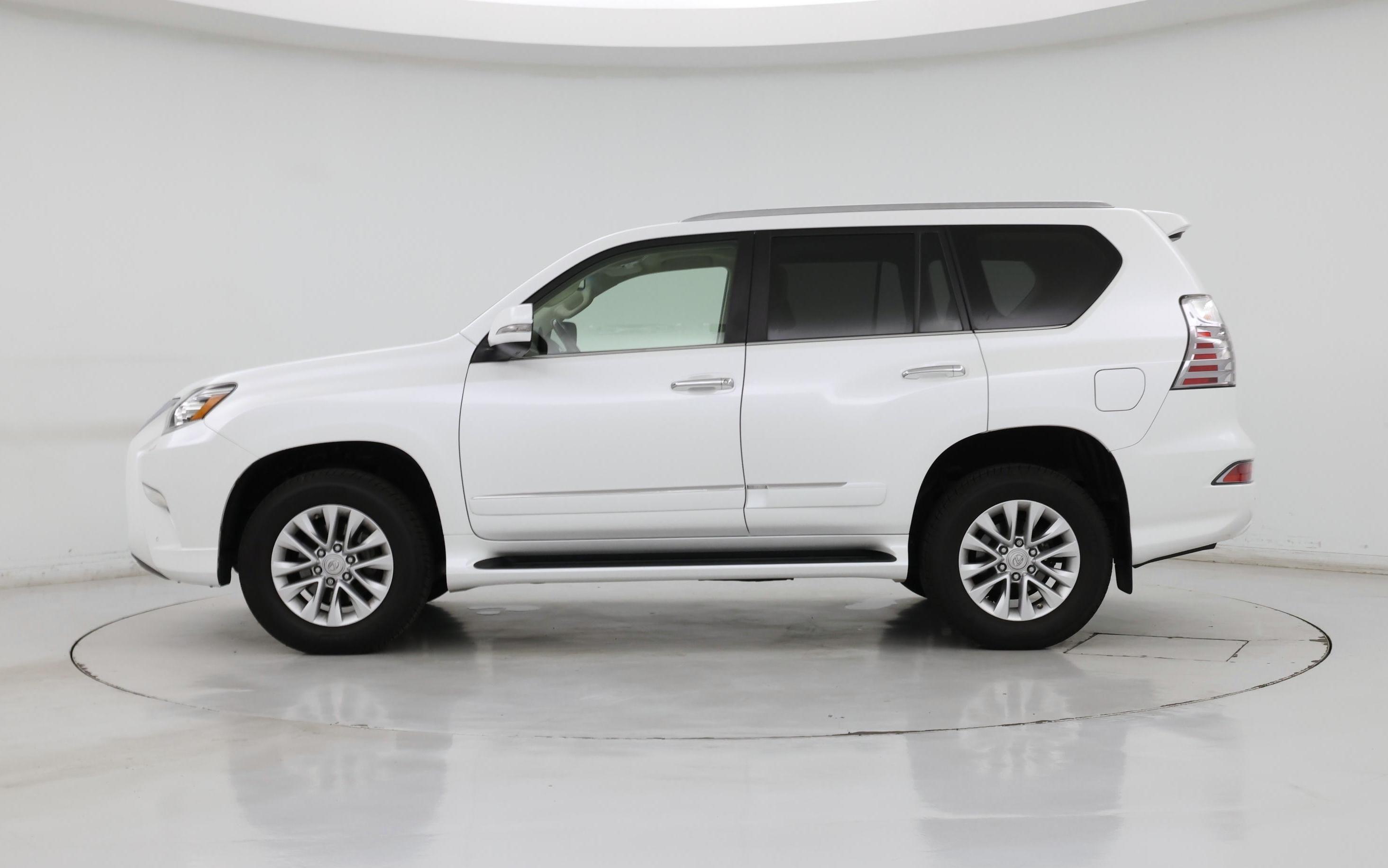 Thumbnail: 2018 Lexus GX - 3