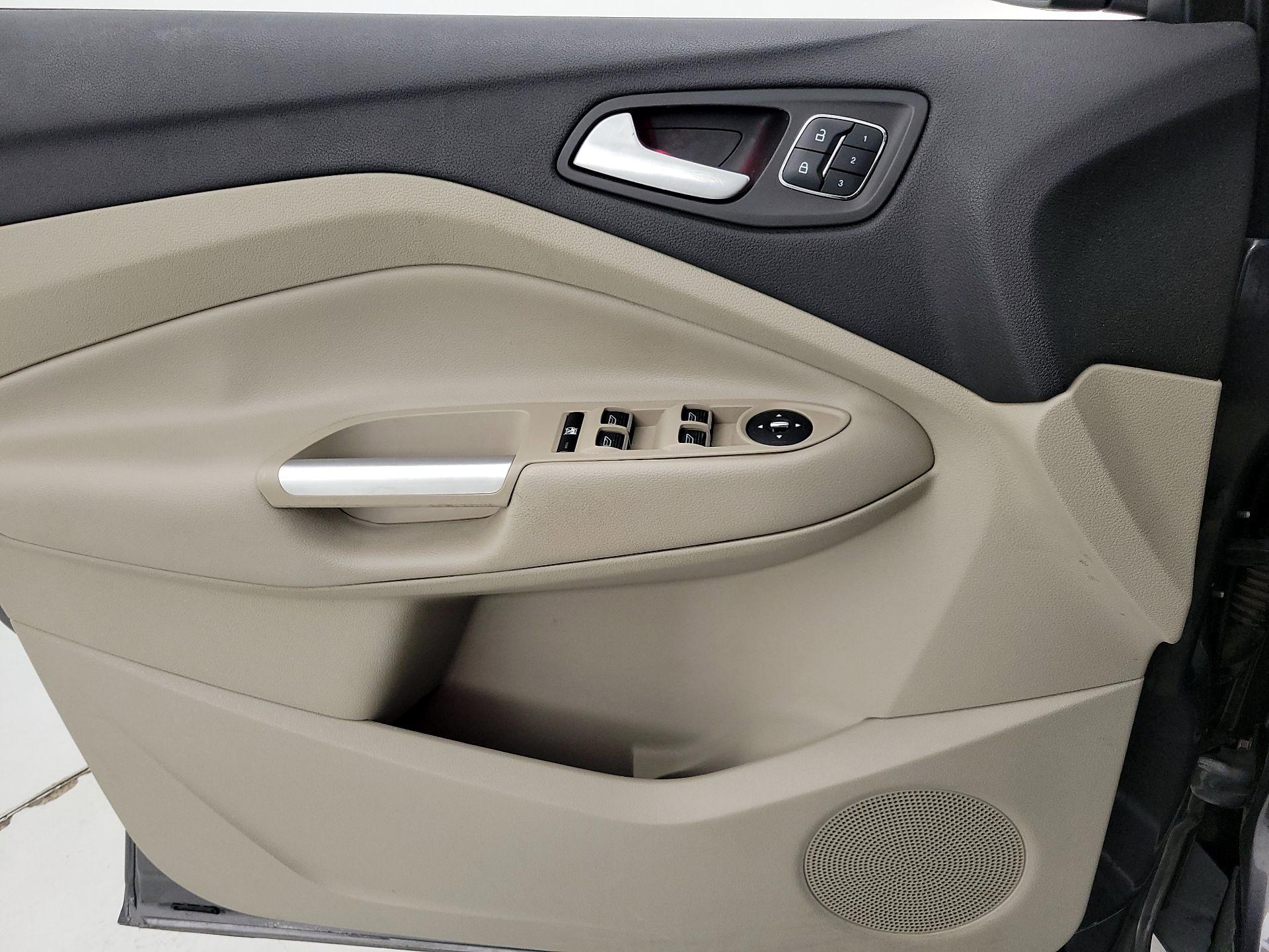 Thumbnail: 2014 Ford Escape - 12