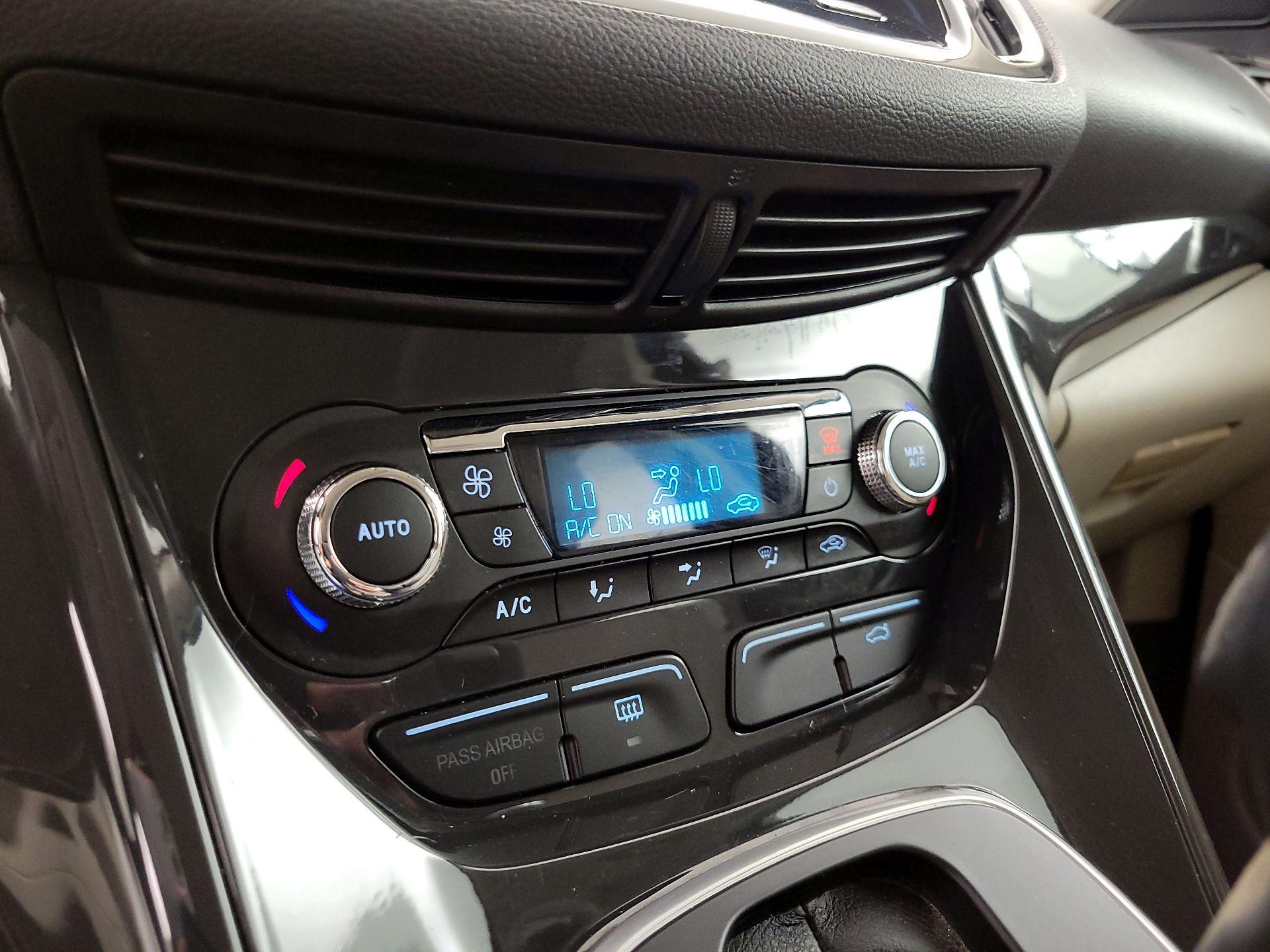 Thumbnail: 2014 Ford Escape - 17