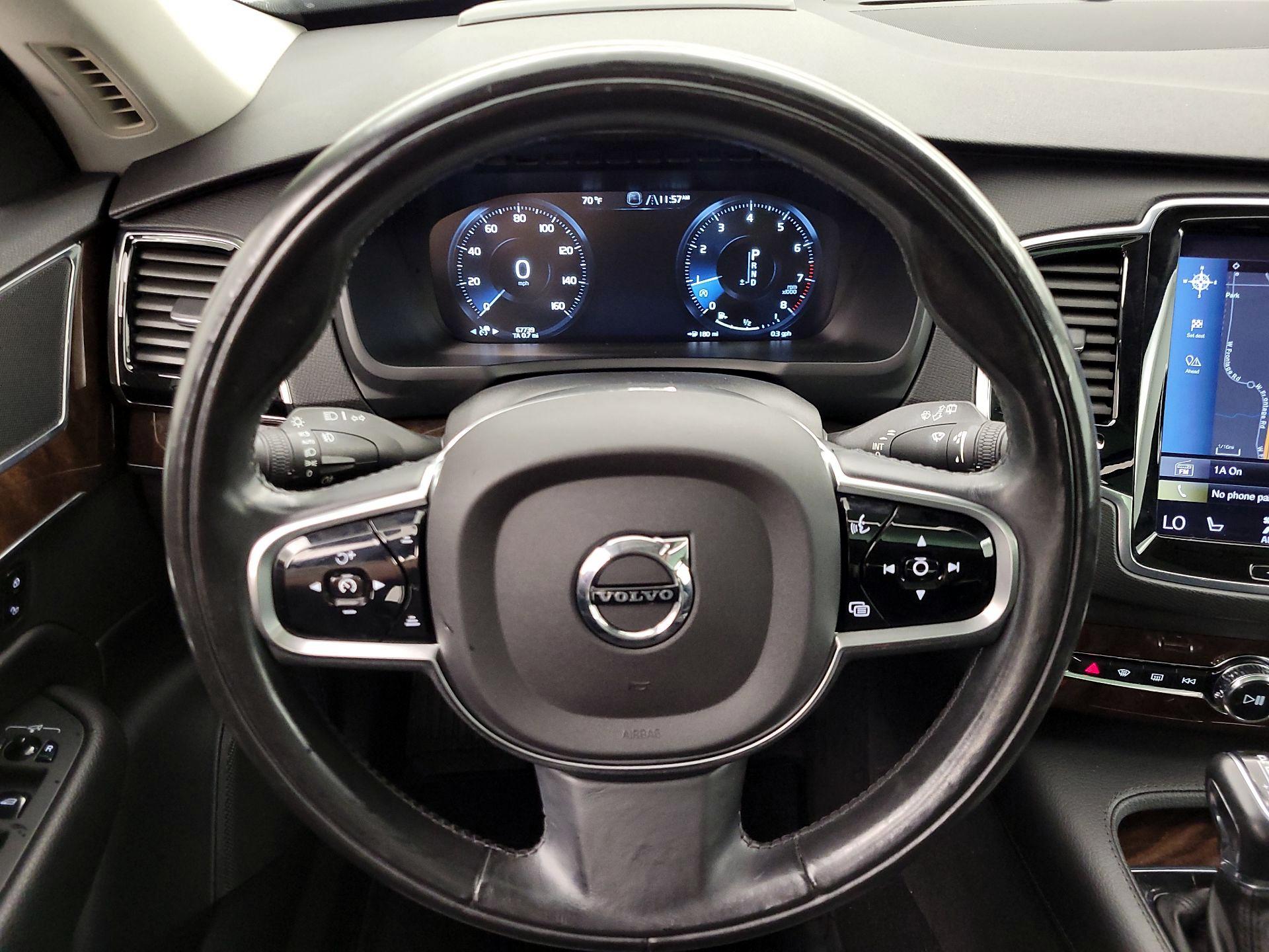 Thumbnail: 2016 Volvo XC90 - 10