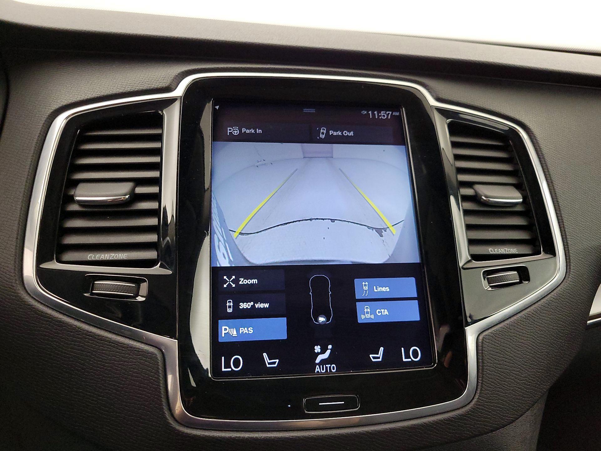 Thumbnail: 2016 Volvo XC90 - 15