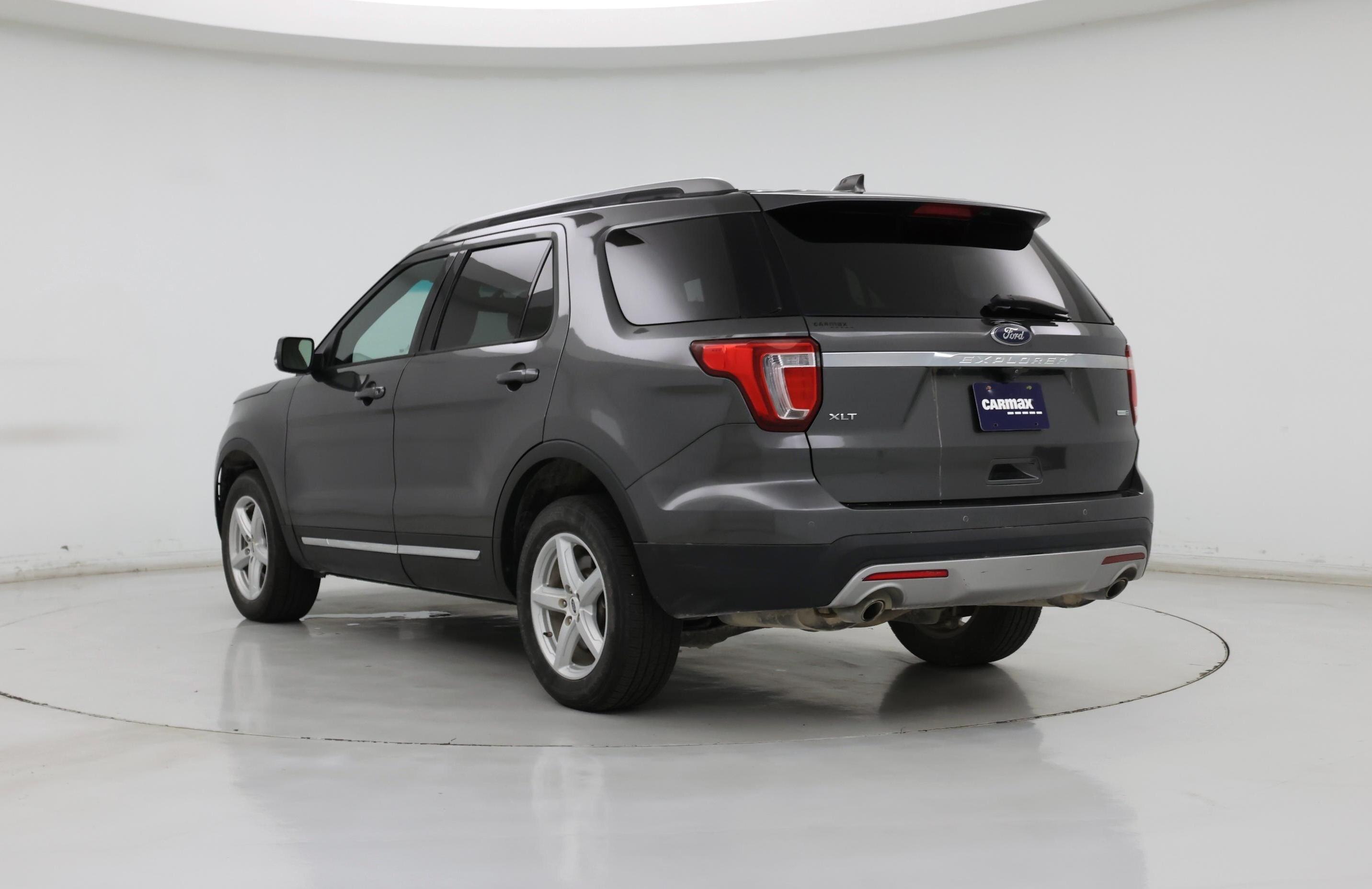 Thumbnail: 2017 Ford Explorer - 2